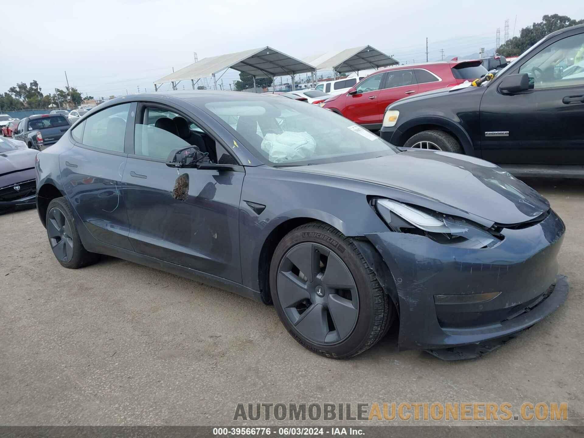 5YJ3E1EA1MF068241 TESLA MODEL 3 2021