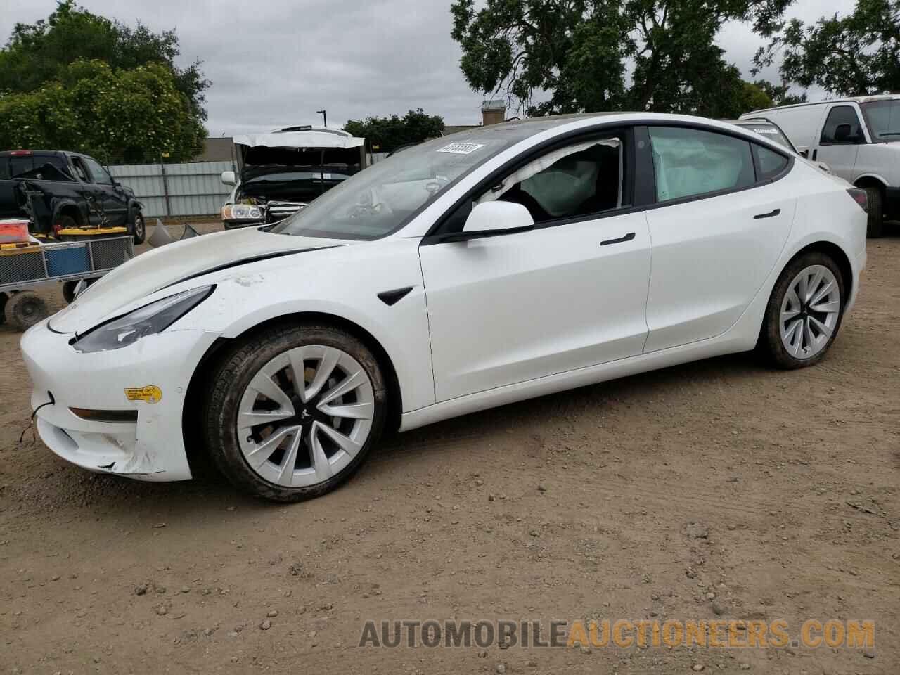 5YJ3E1EA1MF079076 TESLA MODEL 3 2021