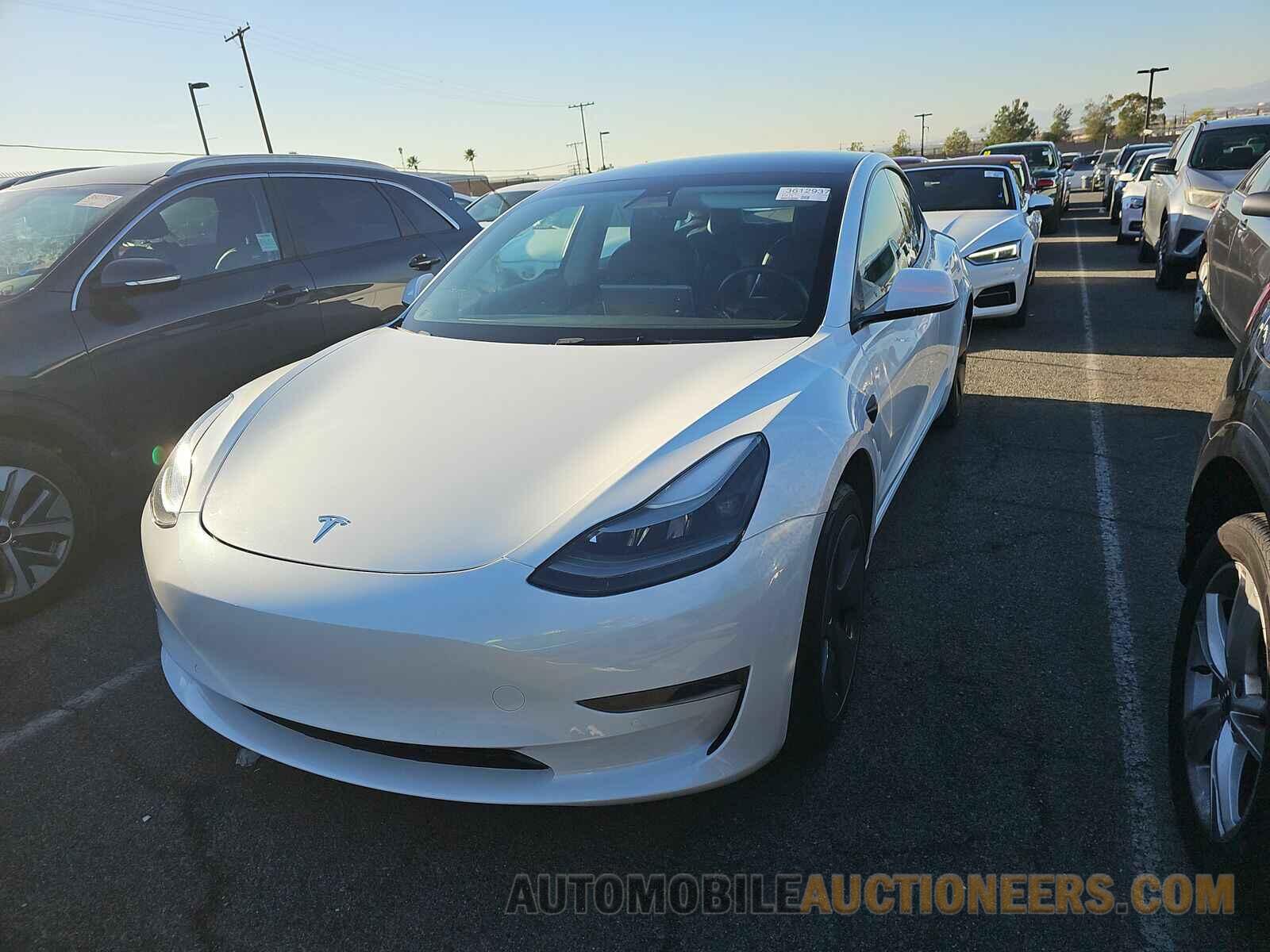 5YJ3E1EA1MF092300 Tesla Model 3 2021