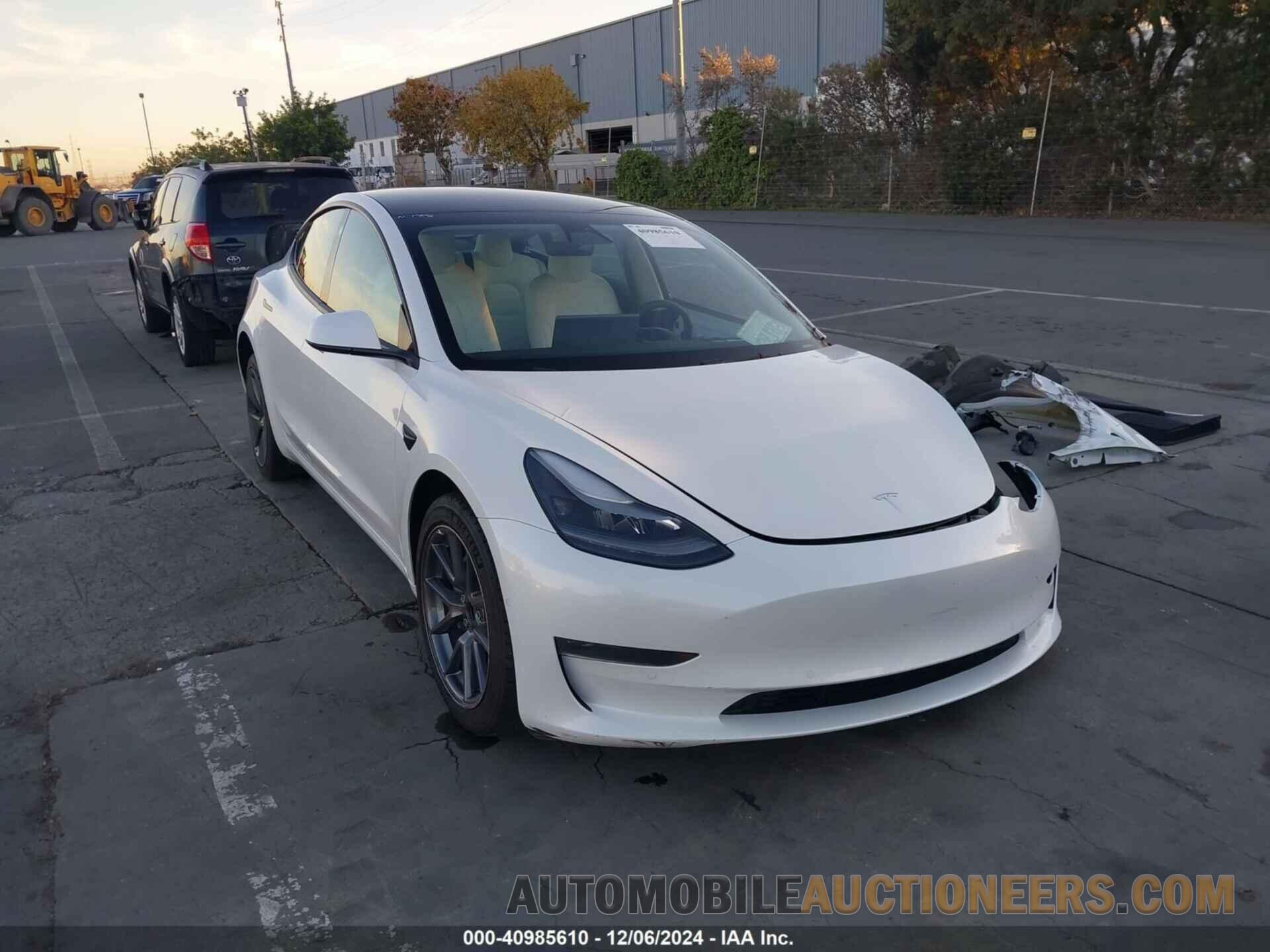 5YJ3E1EA1MF093771 TESLA MODEL 3 2021