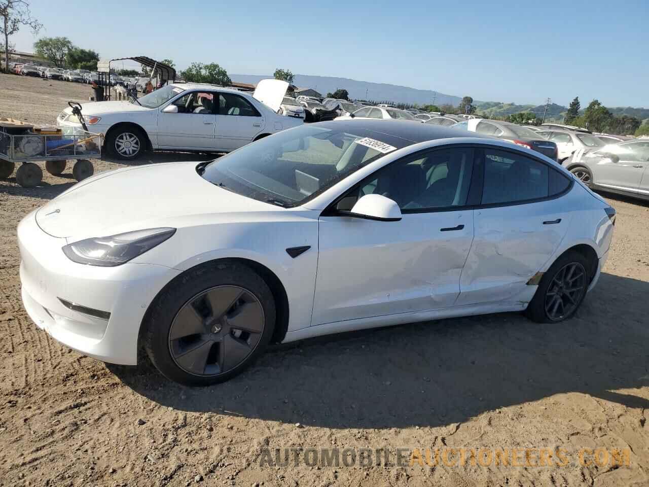 5YJ3E1EA1MF878663 TESLA MODEL 3 2021