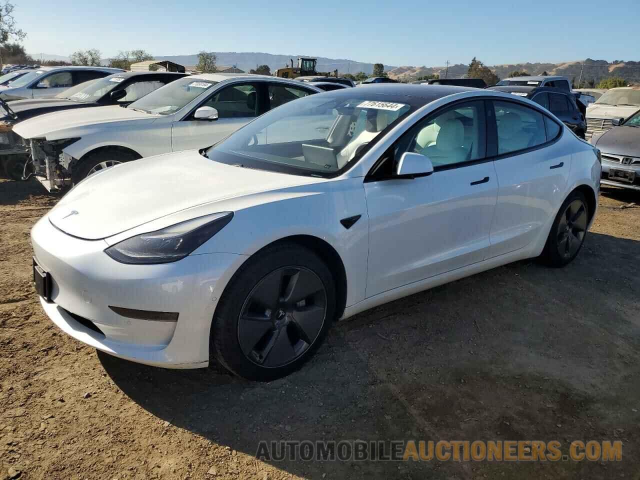 5YJ3E1EA1MF928803 TESLA MODEL 3 2021