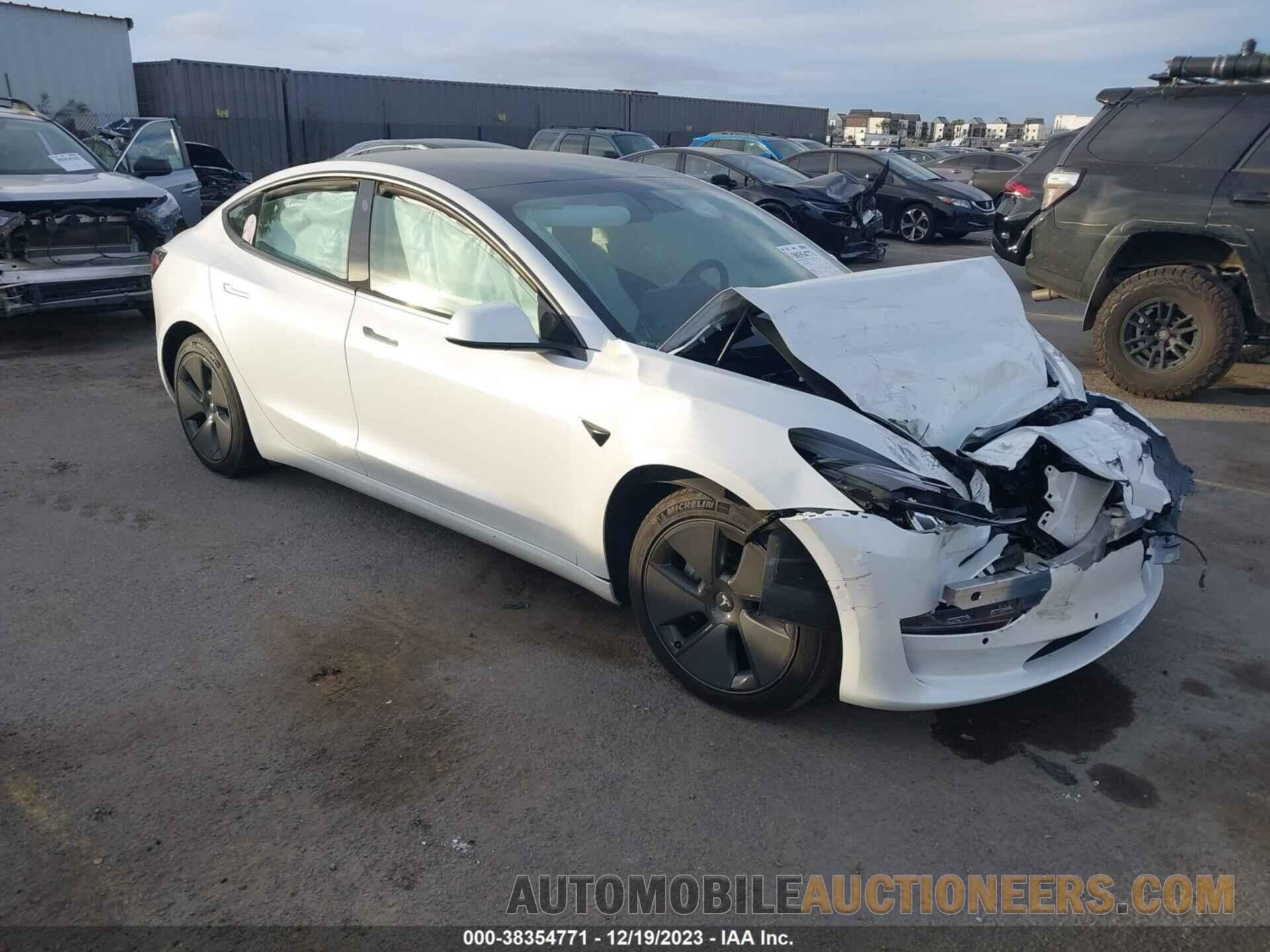 5YJ3E1EA1MF977984 TESLA MODEL 3 2021