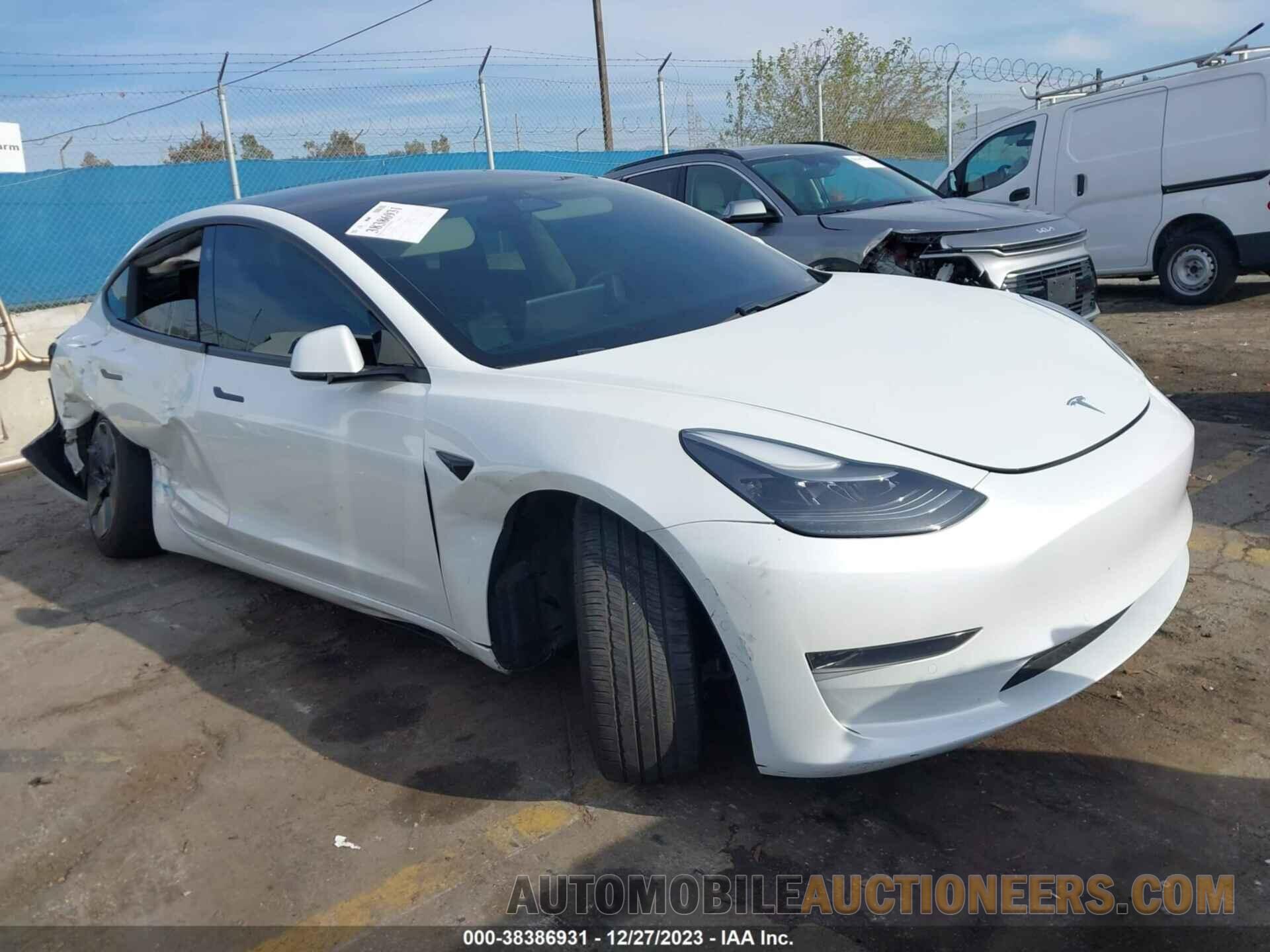 5YJ3E1EA1MF997121 TESLA MODEL 3 2021