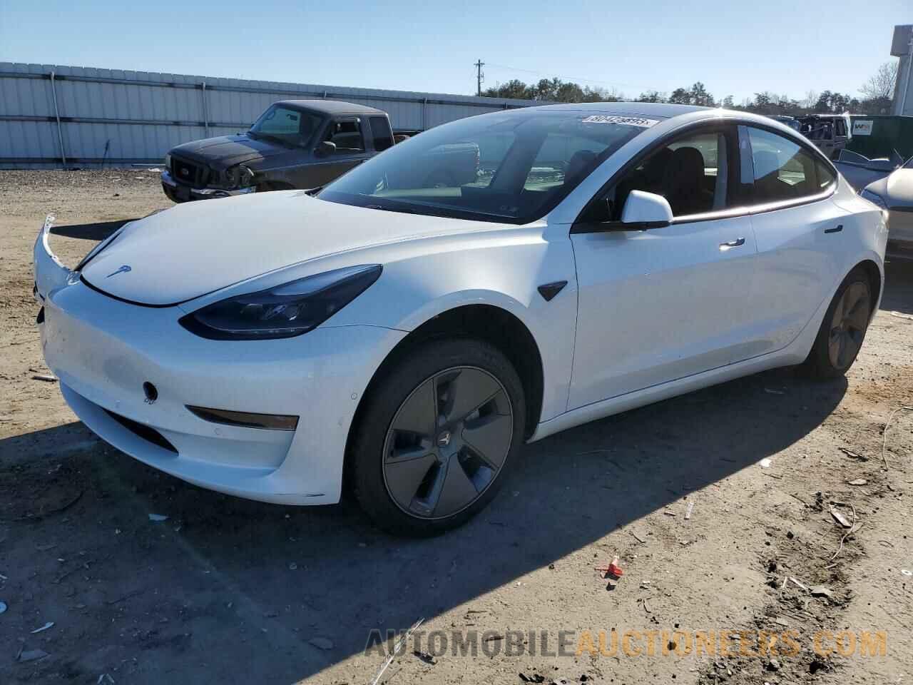 5YJ3E1EA1NF115009 TESLA MODEL 3 2022