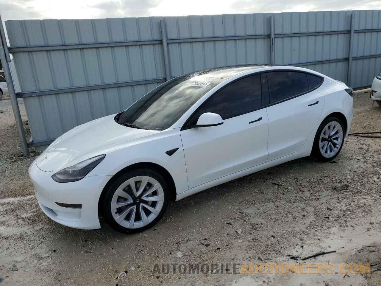 5YJ3E1EA1NF309670 TESLA MODEL 3 2022