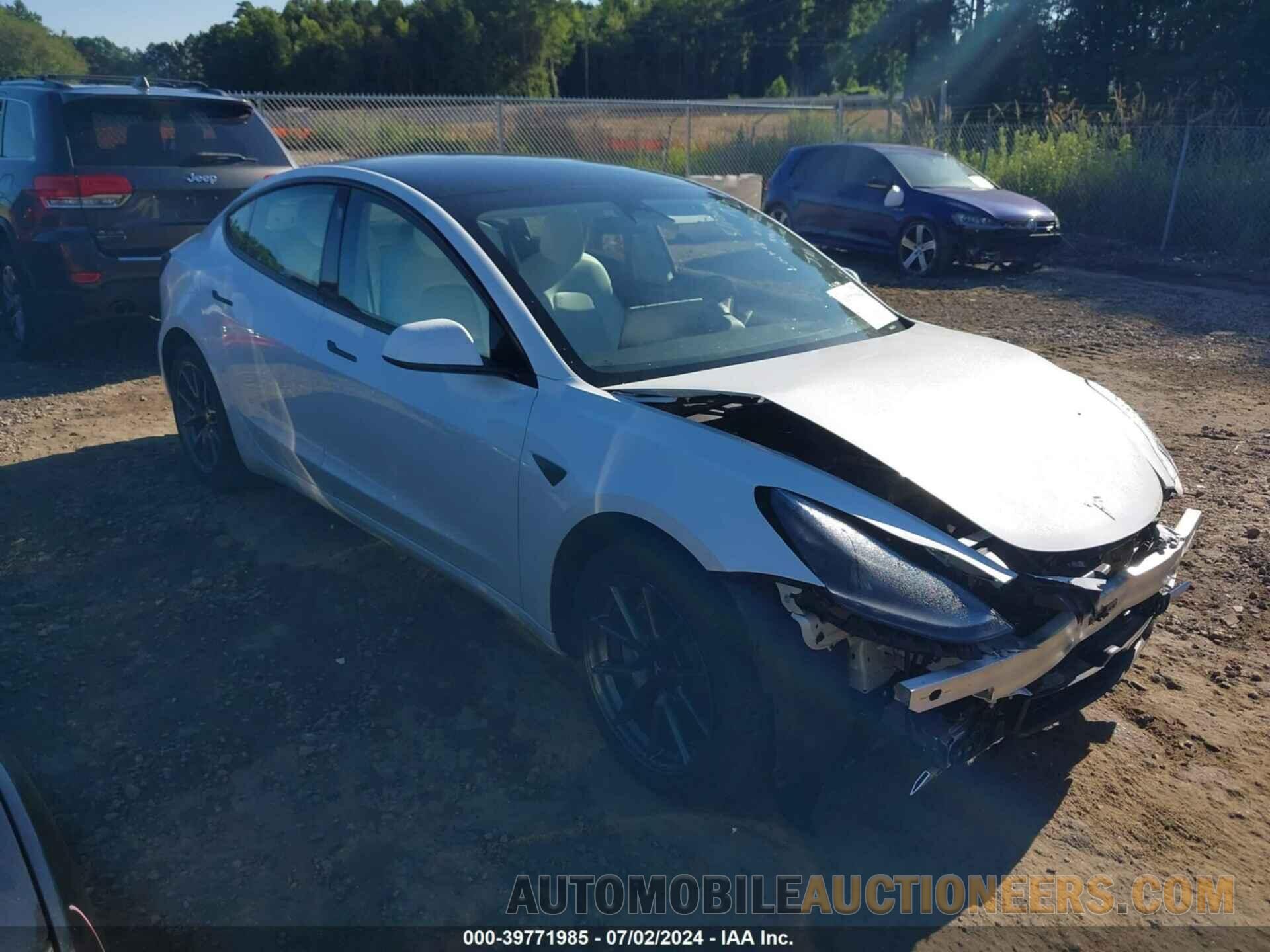 5YJ3E1EA1NF310656 TESLA MODEL 3 2022