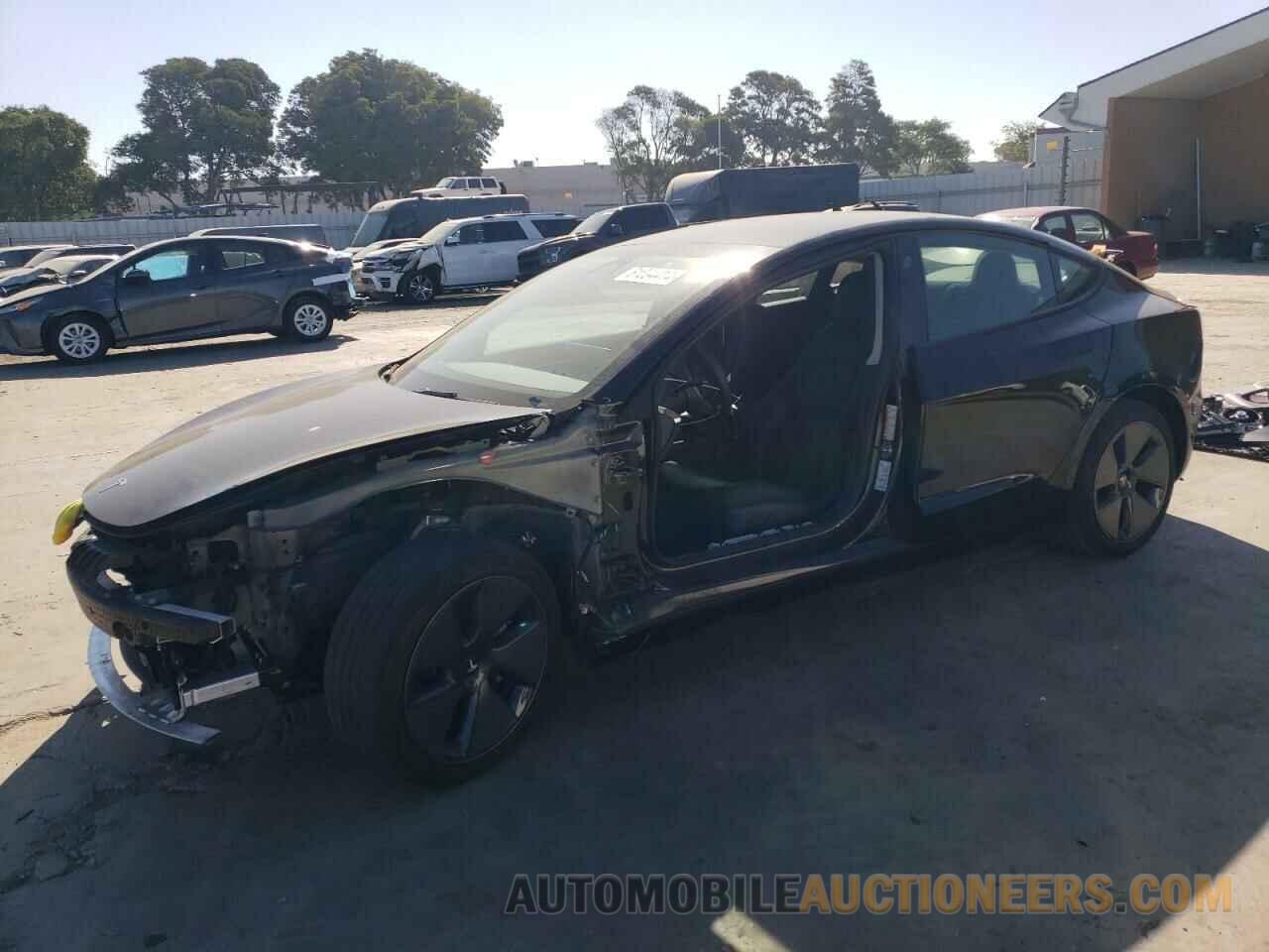 5YJ3E1EA1NF310723 TESLA MODEL 3 2022