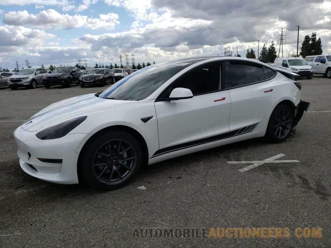 5YJ3E1EA1NF314688 TESLA MODEL 3 2022