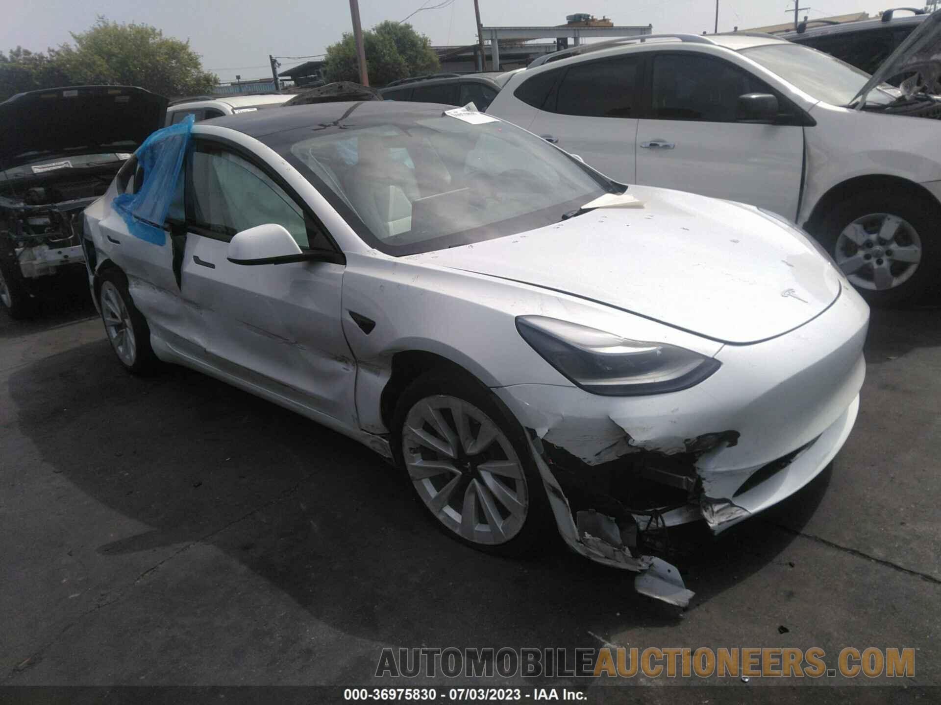 5YJ3E1EA1NF320295 TESLA MODEL 3 2022