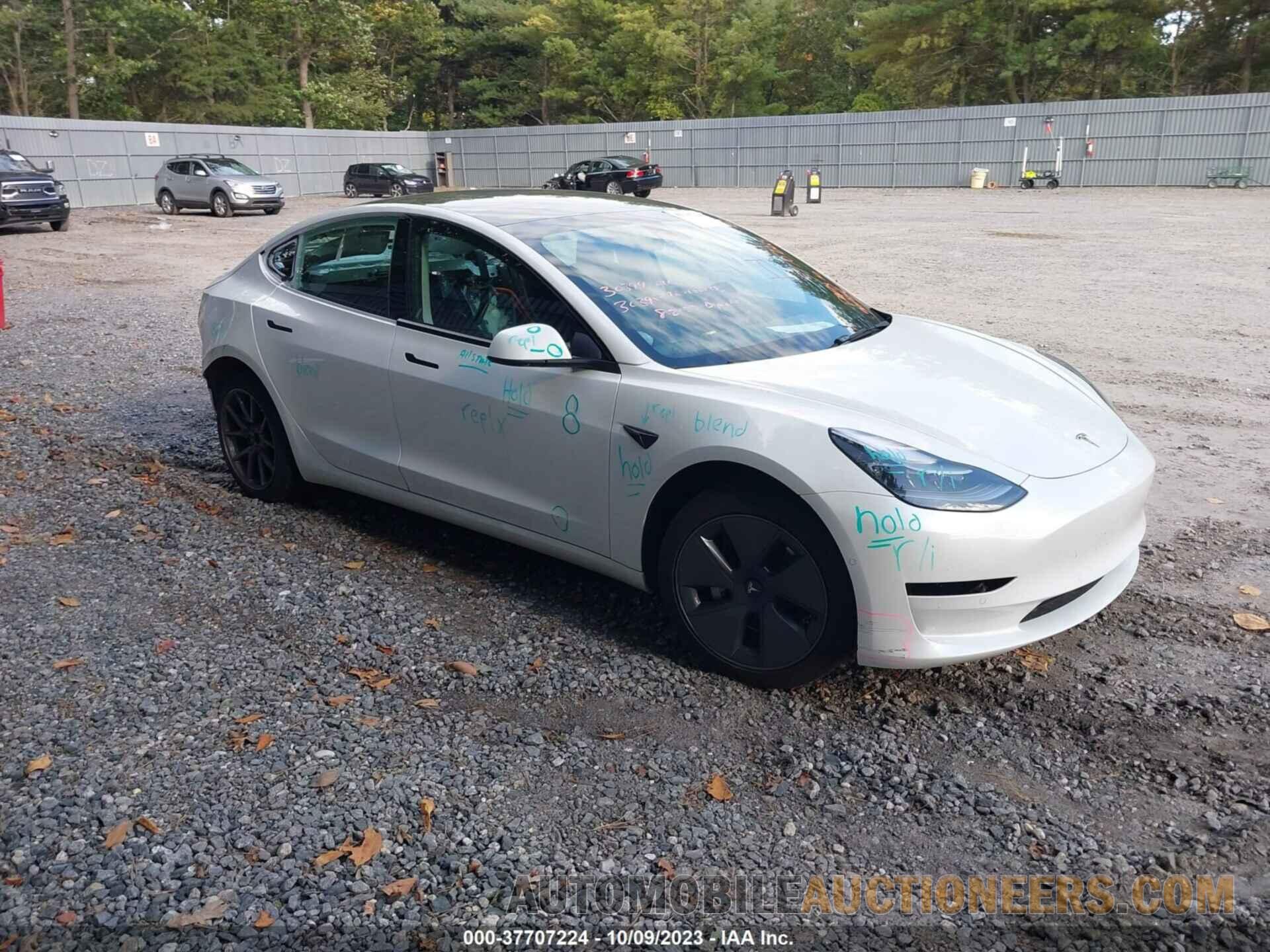 5YJ3E1EA1NF324654 TESLA MODEL 3 2022