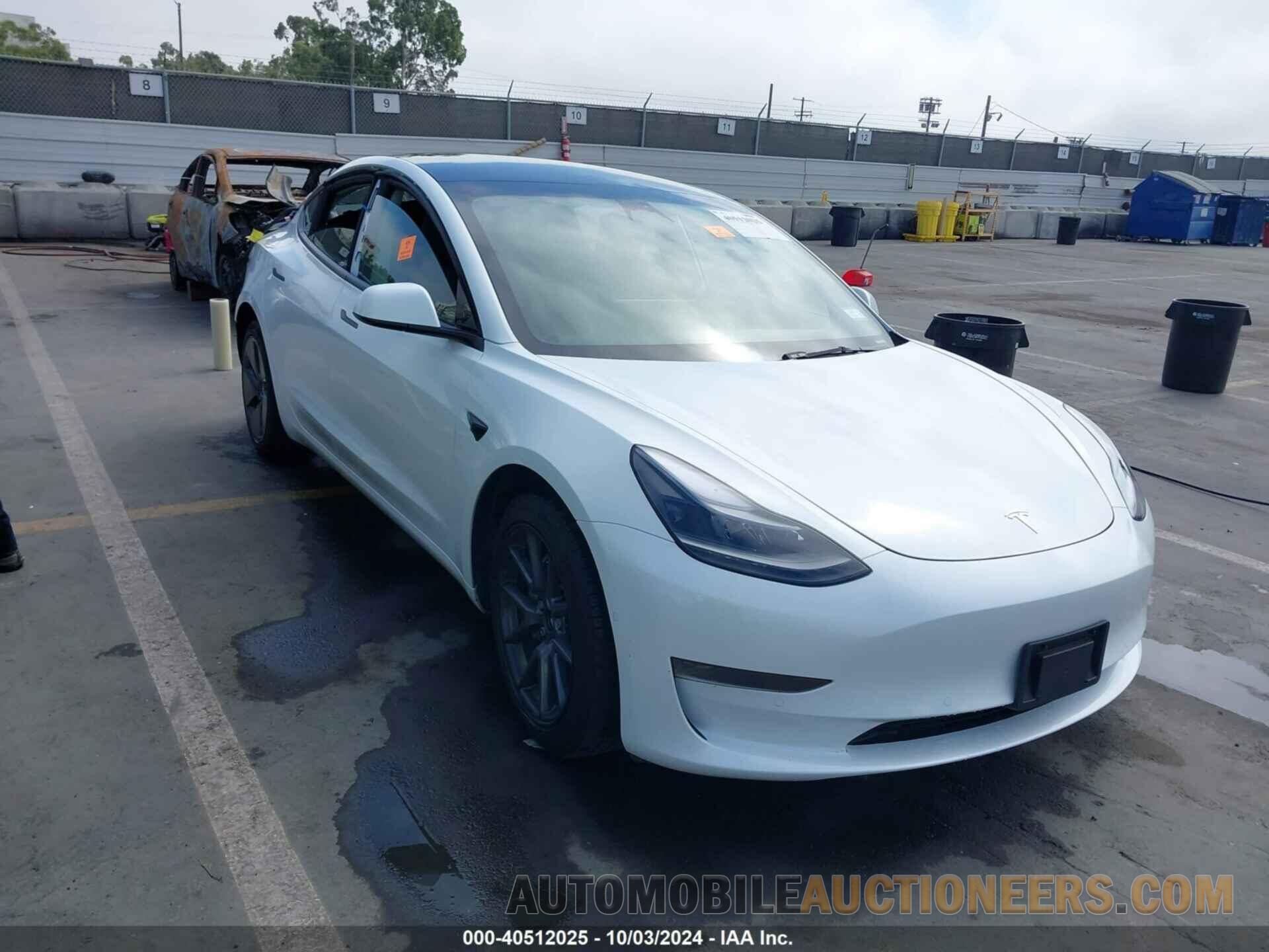 5YJ3E1EA1NF360716 TESLA MODEL 3 2022