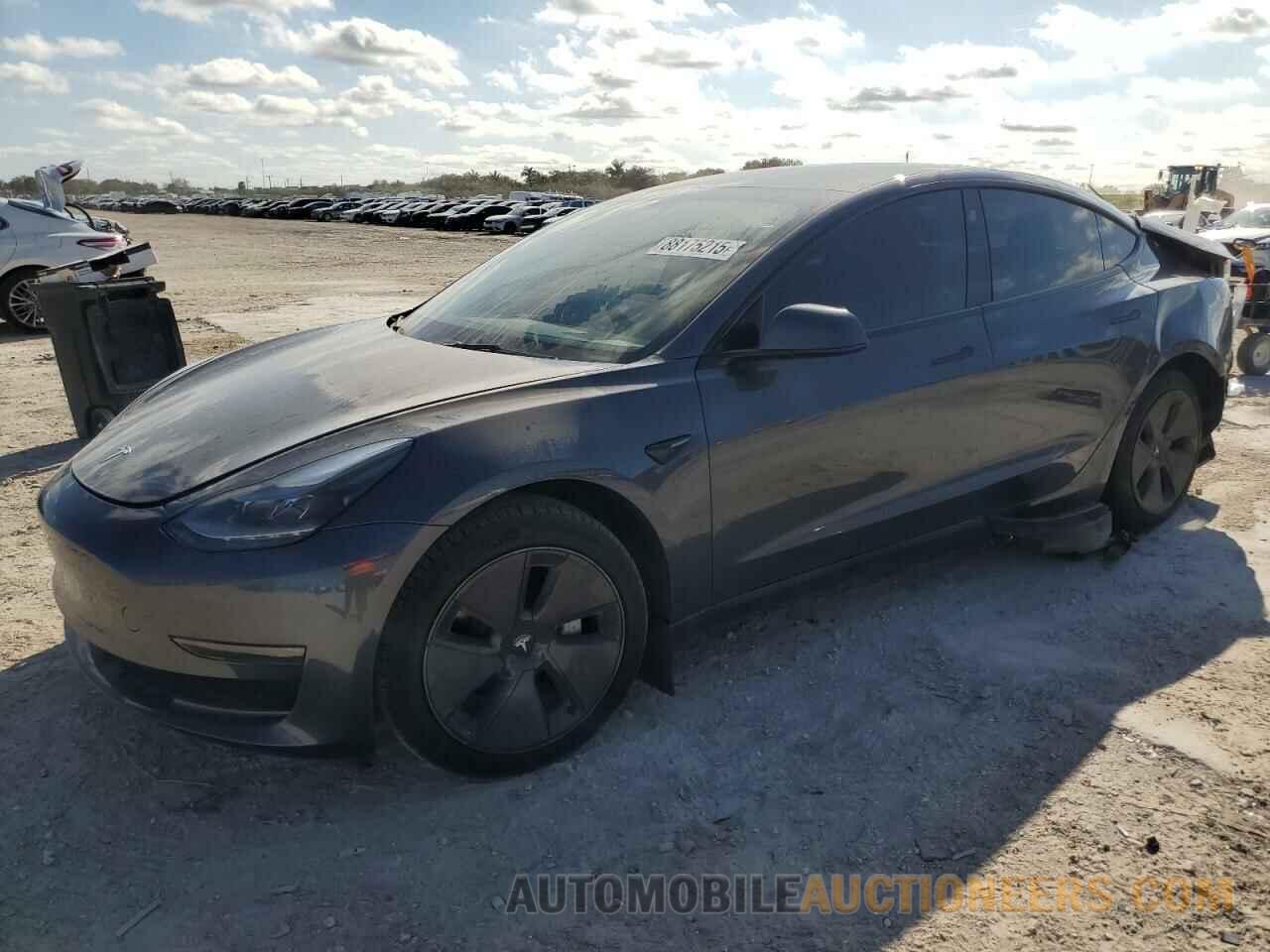 5YJ3E1EA1PF517017 TESLA MODEL 3 2023