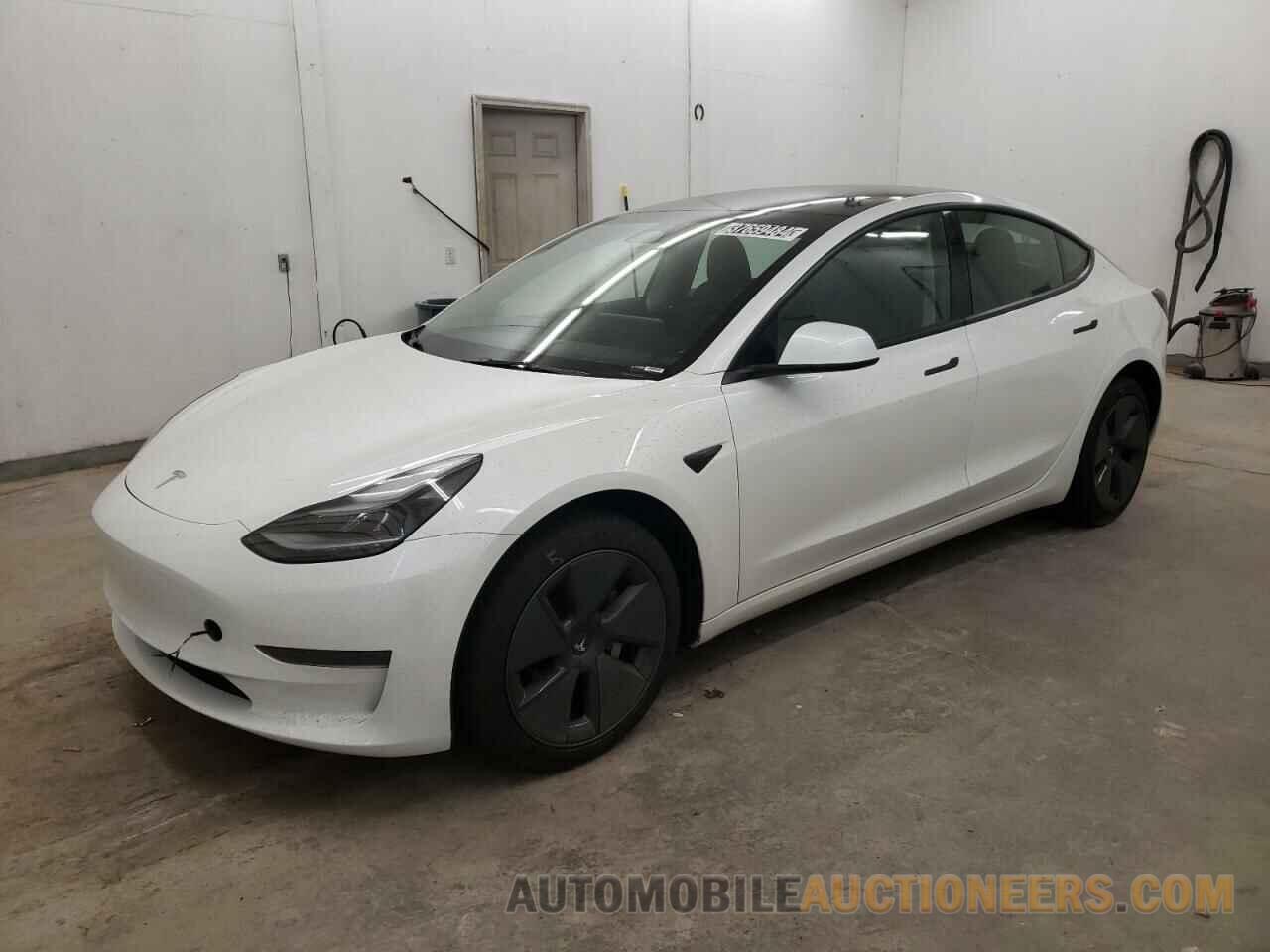 5YJ3E1EA1PF565763 TESLA MODEL 3 2023