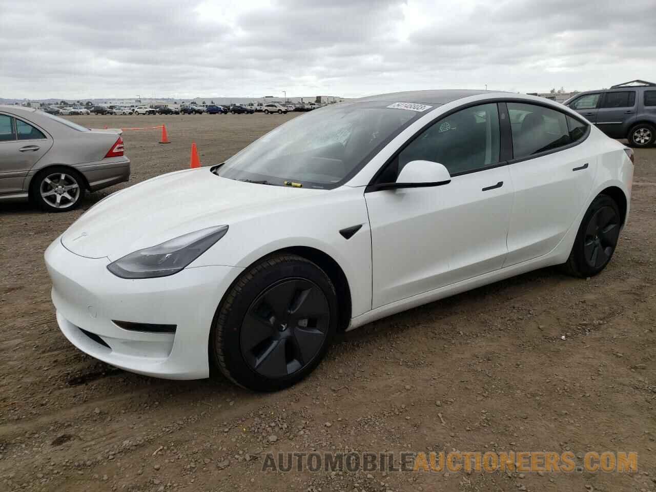 5YJ3E1EA1PF572115 TESLA MODEL 3 2023