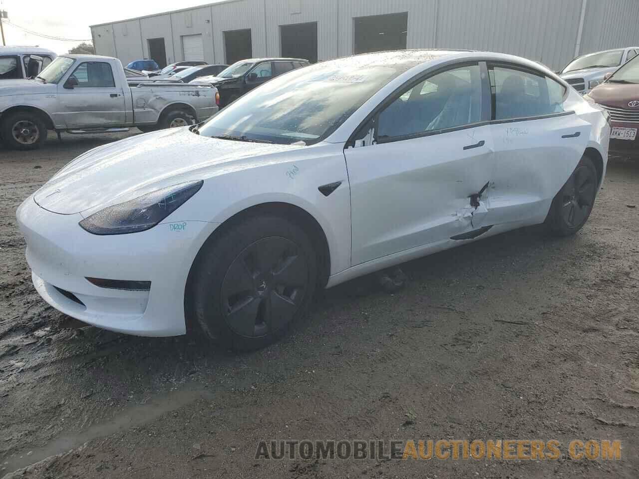 5YJ3E1EA1PF640896 TESLA MODEL 3 2023