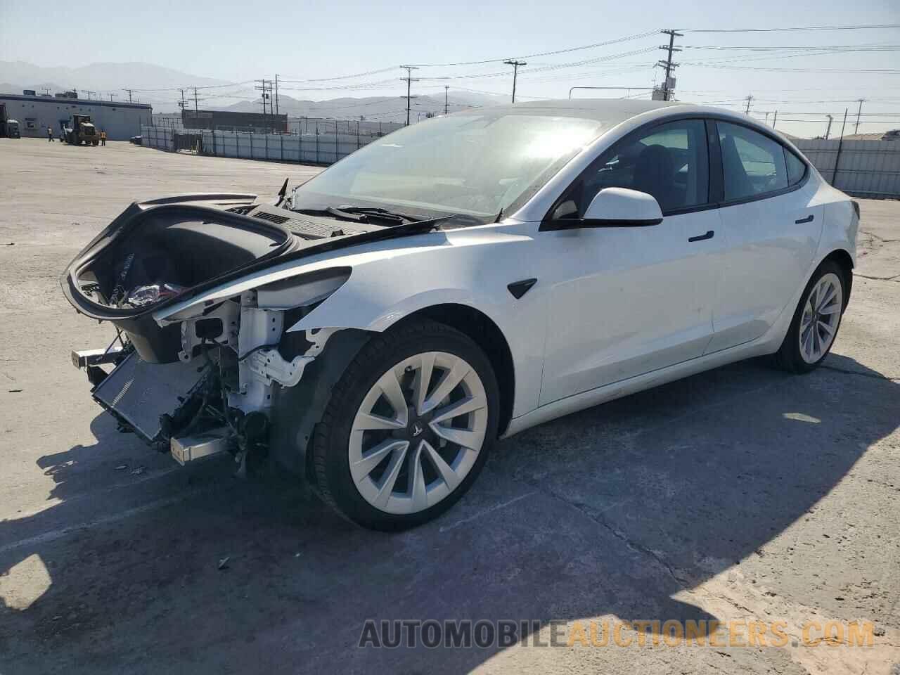 5YJ3E1EA1PF647718 TESLA MODEL 3 2023