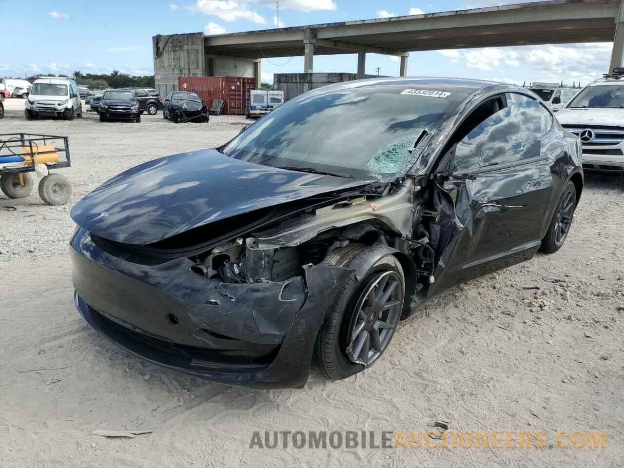 5YJ3E1EA1PF675129 TESLA MODEL 3 2023