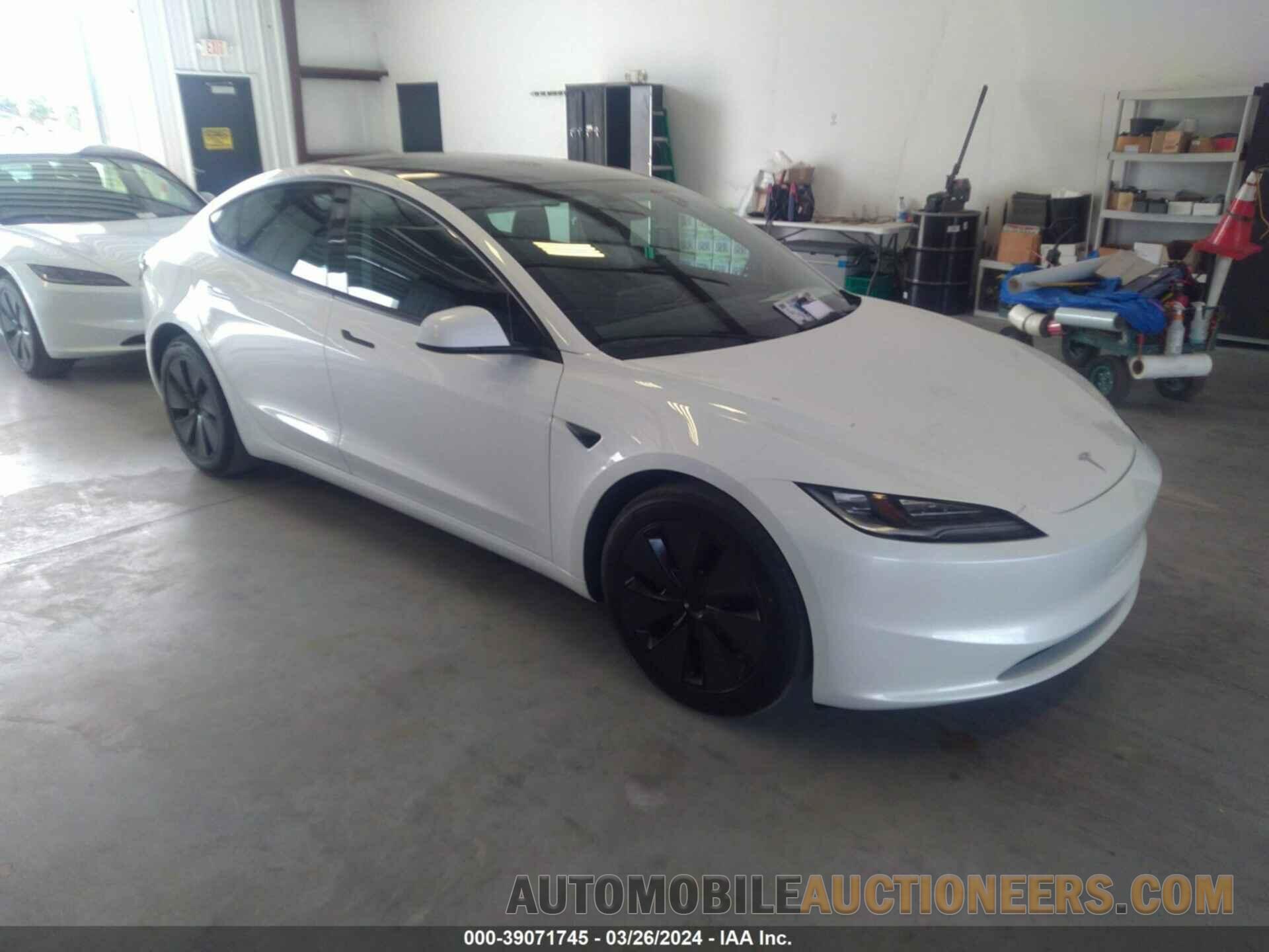 5YJ3E1EA1RF728673 TESLA MODEL 3 2024