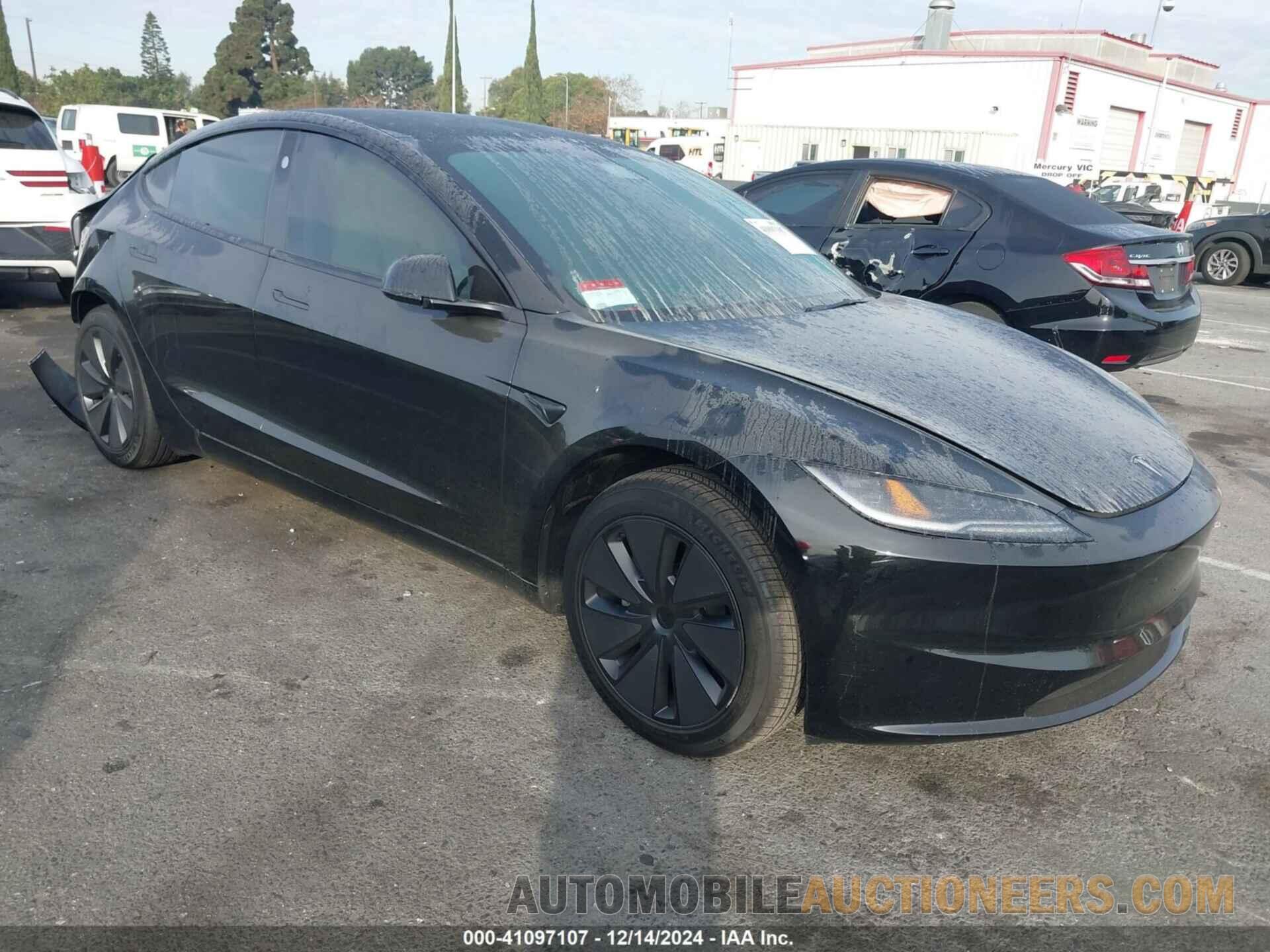 5YJ3E1EA1RF846819 TESLA MODEL 3 2024