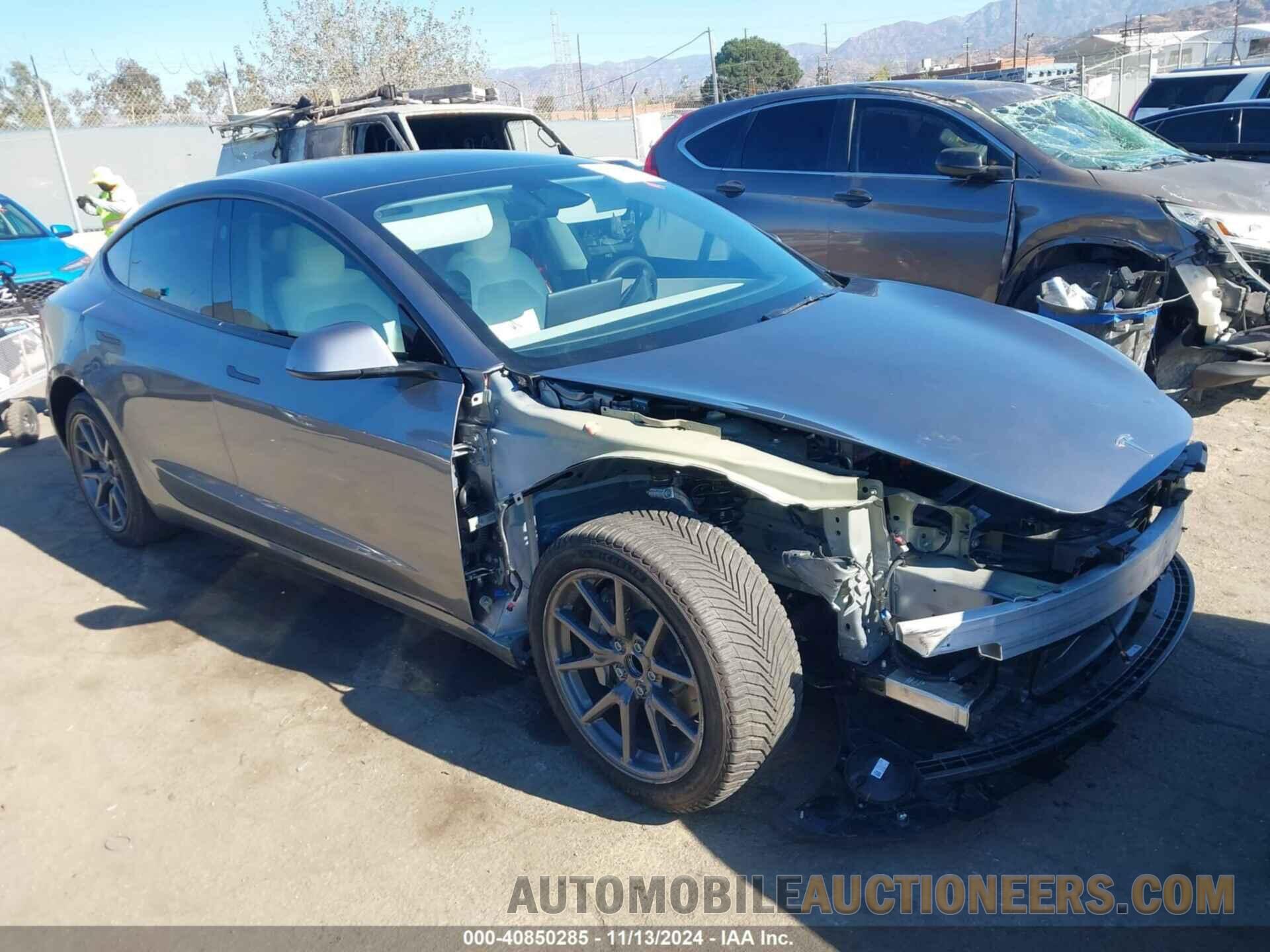 5YJ3E1EA1RF863345 TESLA MODEL 3 2024