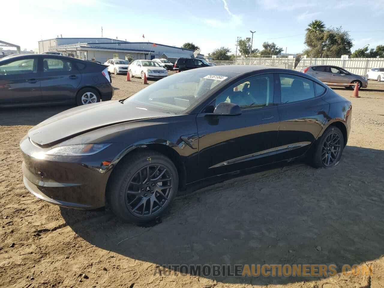 5YJ3E1EA1RF869937 TESLA MODEL 3 2024