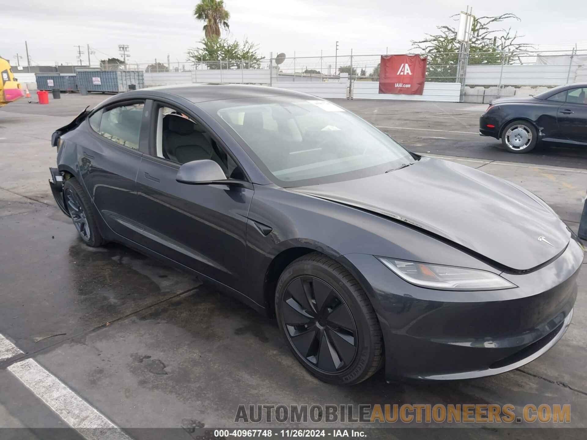 5YJ3E1EA1SF878692 TESLA MODEL 3 2025