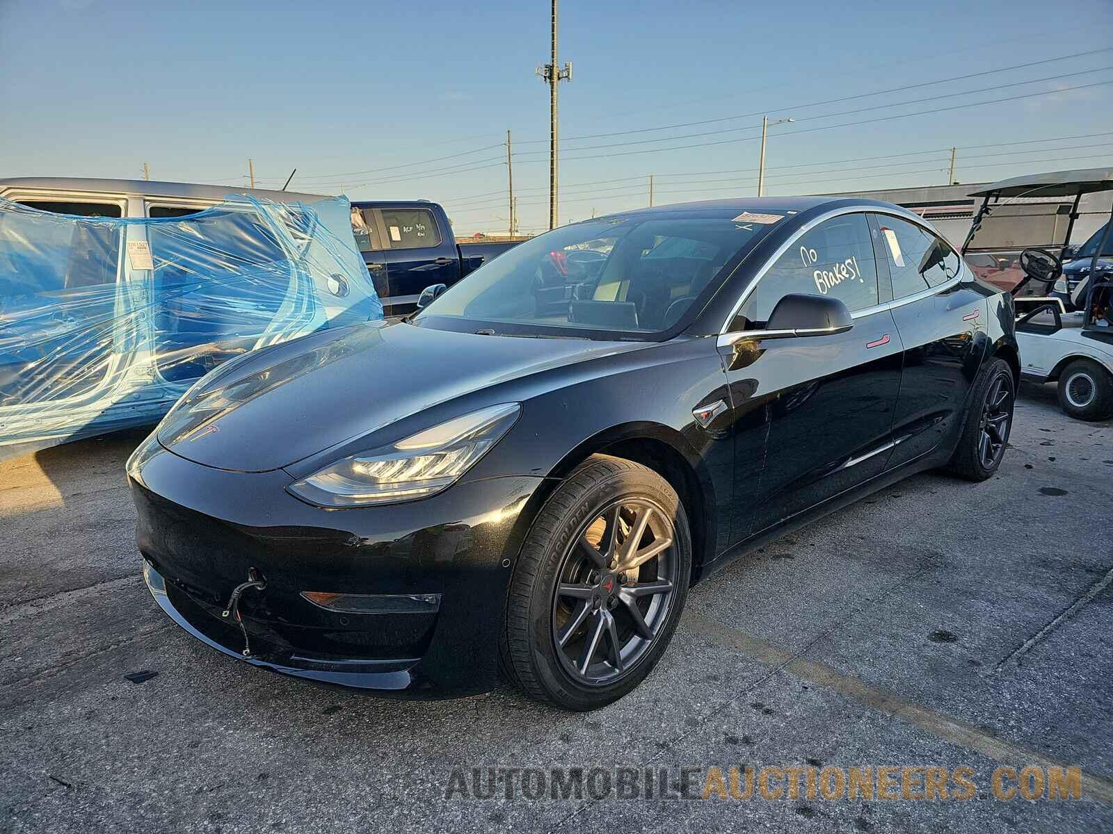 5YJ3E1EA2JF006732 Tesla Model 3 2018