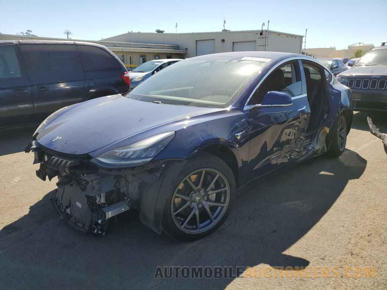 5YJ3E1EA2JF014734 TESLA MODEL 3 2018