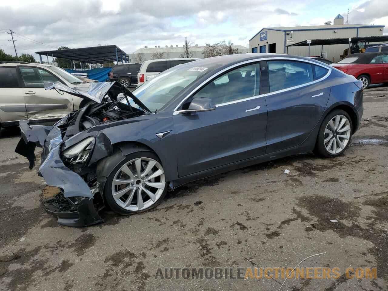 5YJ3E1EA2JF023952 TESLA MODEL 3 2018