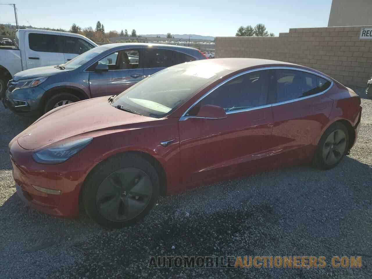 5YJ3E1EA2JF025989 TESLA MODEL 3 2018