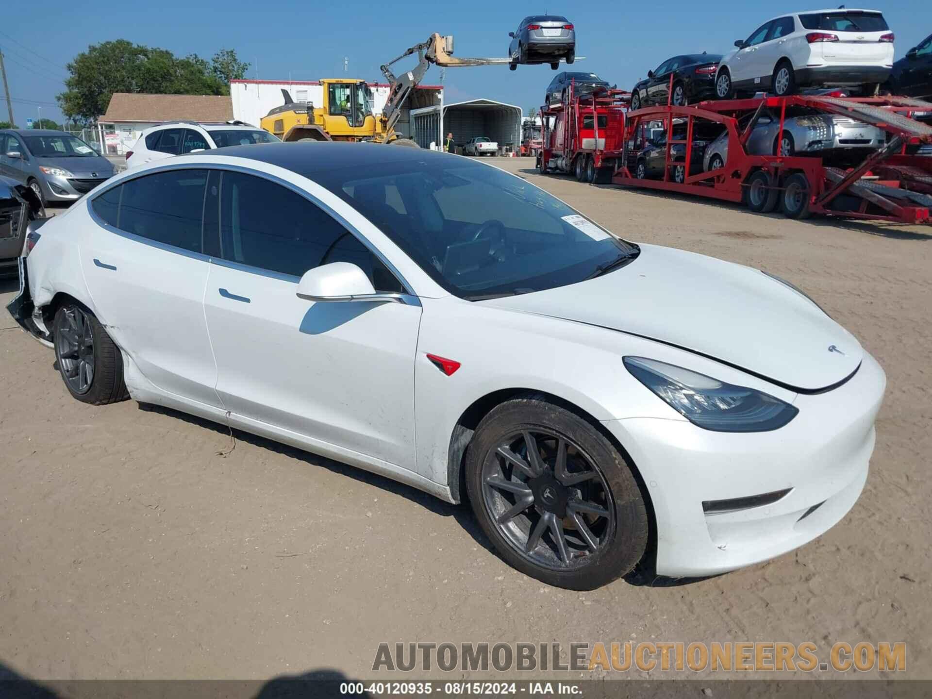 5YJ3E1EA2JF042307 TESLA MODEL 3 2018