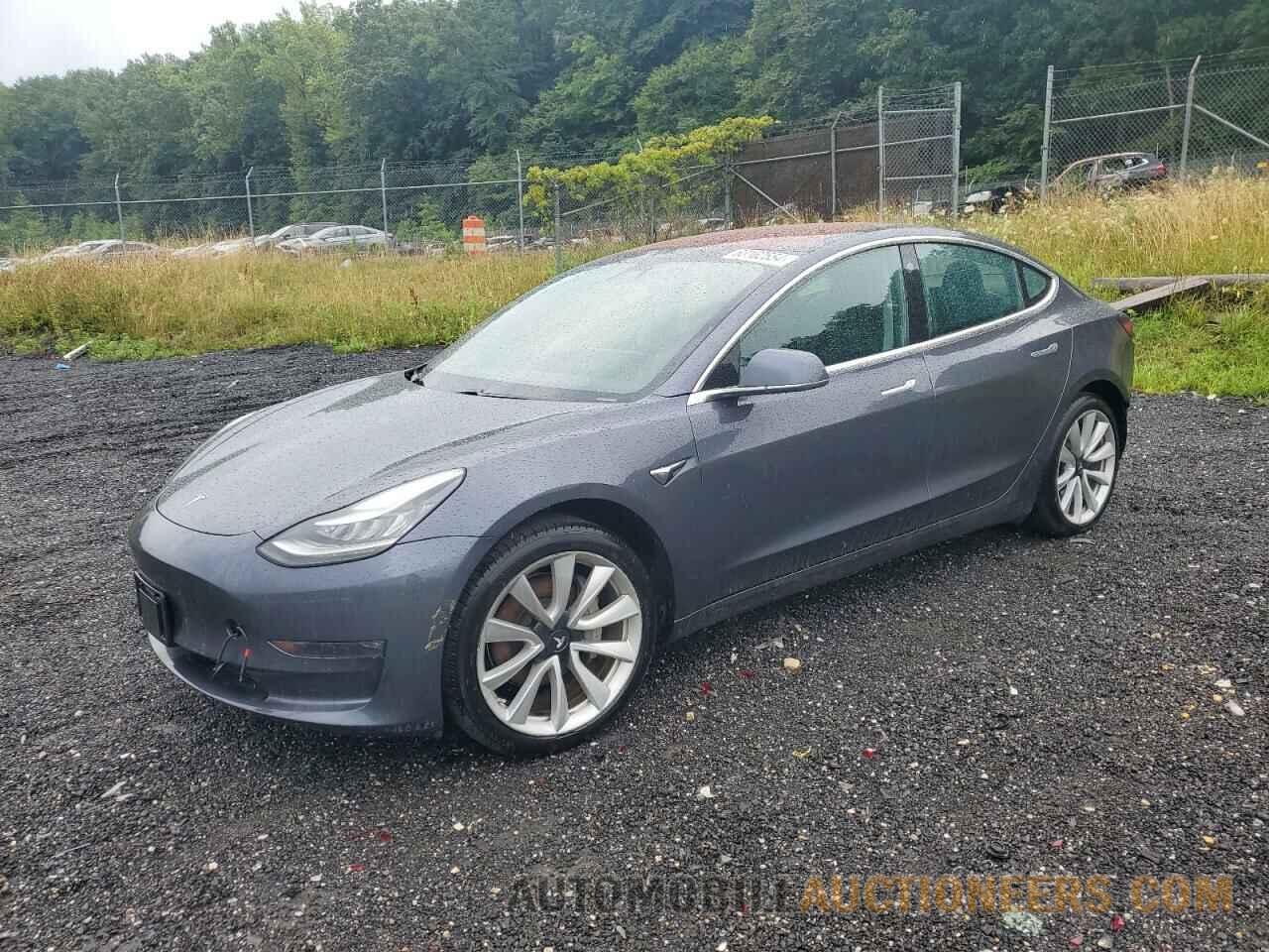 5YJ3E1EA2JF059432 TESLA MODEL 3 2018