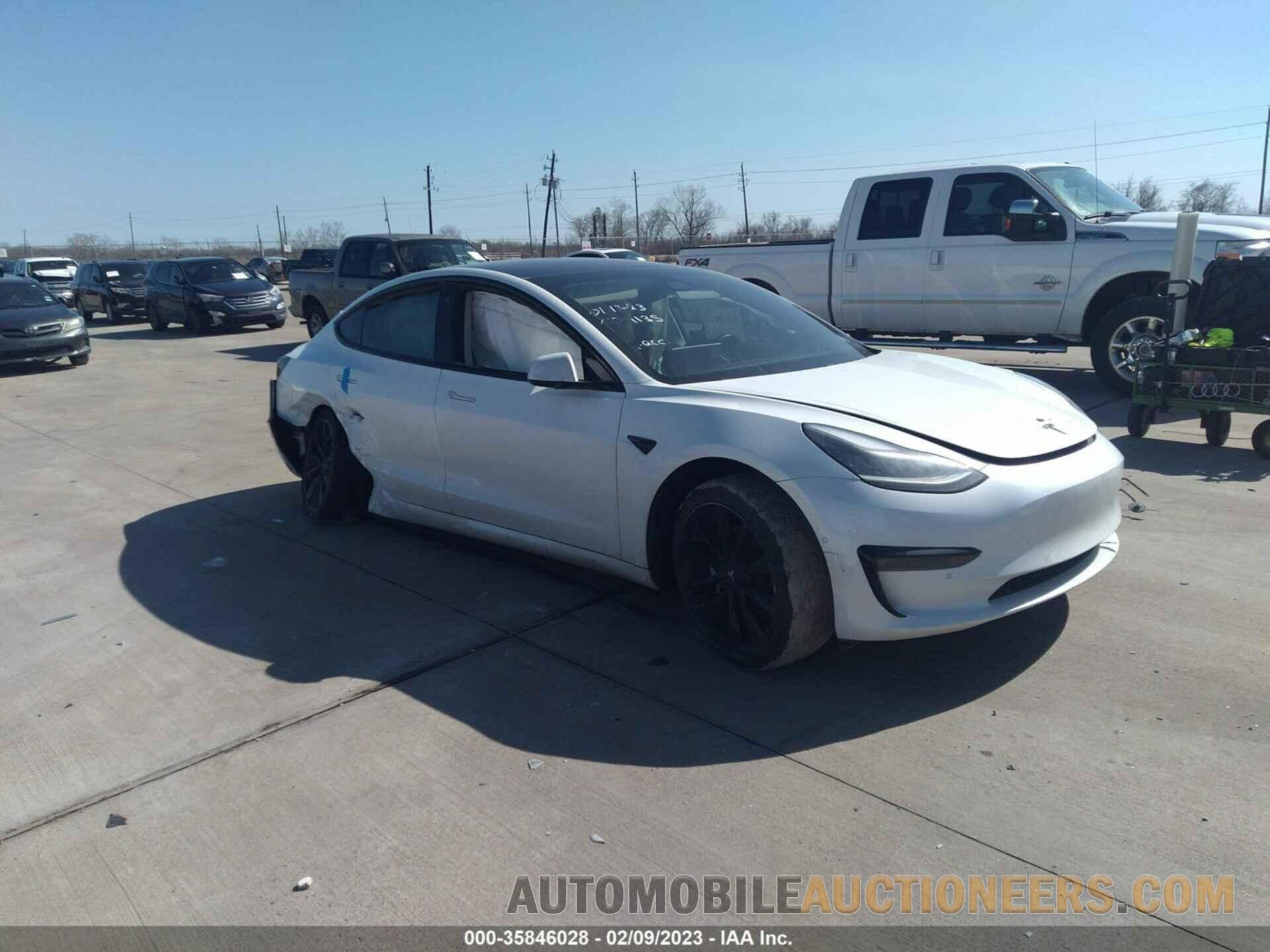 5YJ3E1EA2JF062914 TESLA MODEL 3 2018