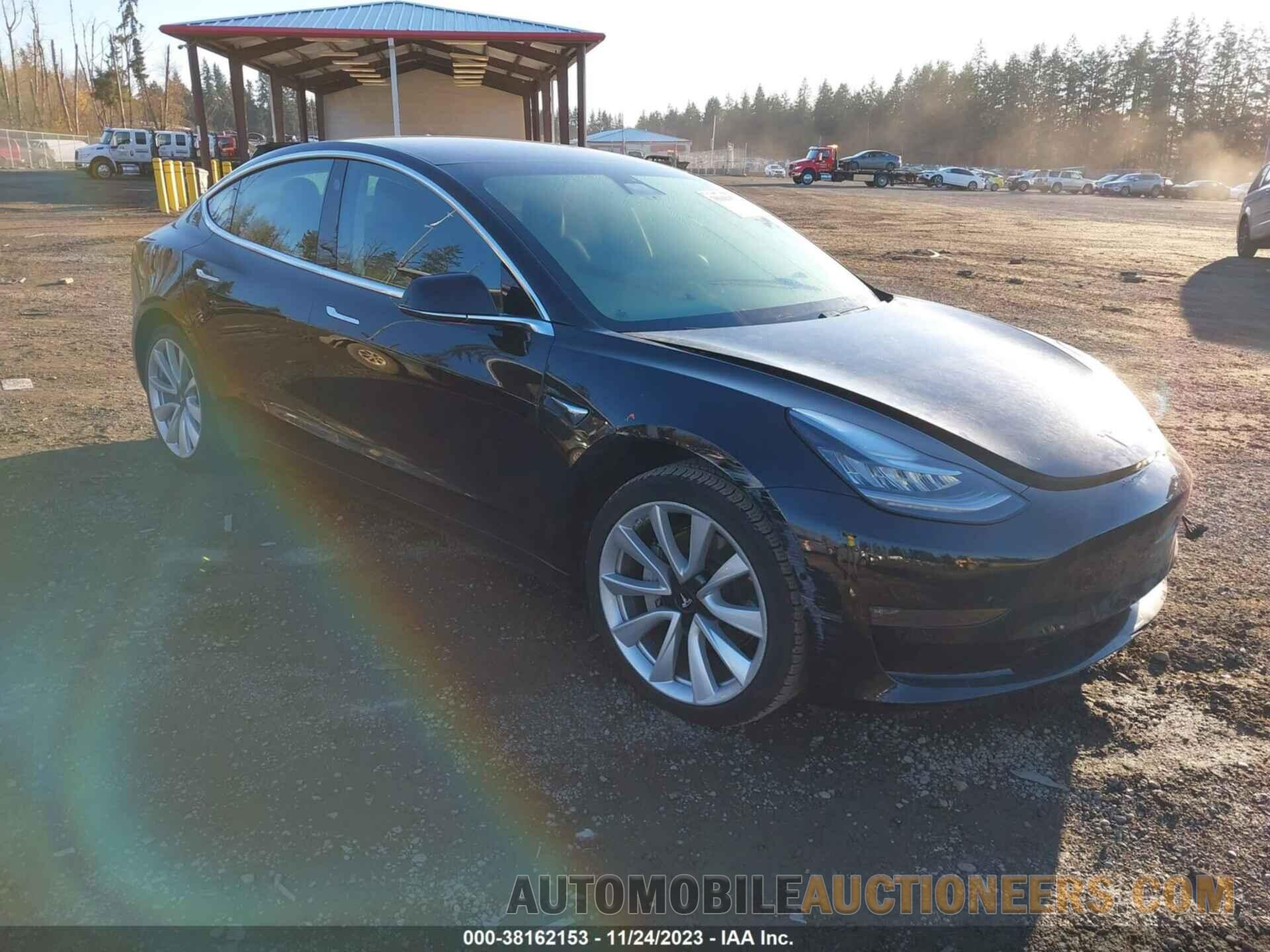 5YJ3E1EA2JF071189 TESLA MODEL 3 2018