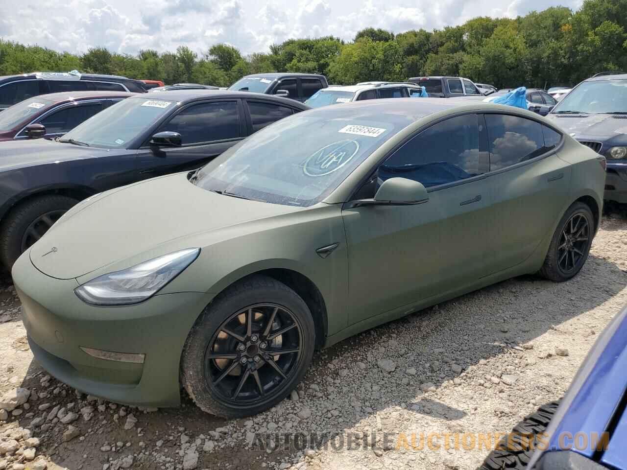 5YJ3E1EA2JF077476 TESLA MODEL 3 2018