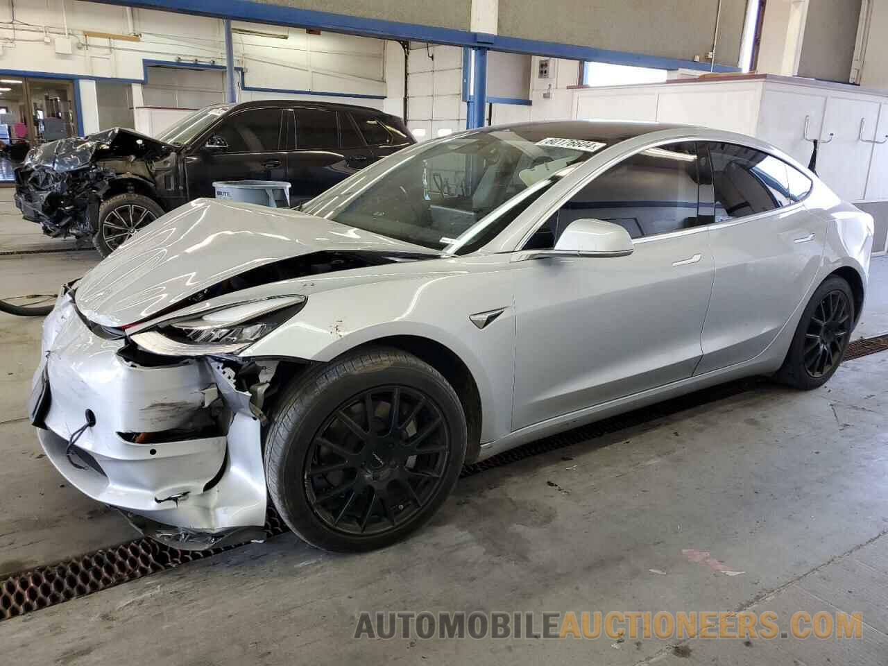 5YJ3E1EA2JF078546 TESLA MODEL 3 2018