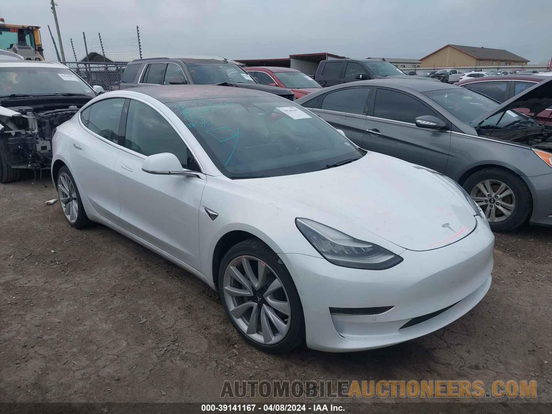 5YJ3E1EA2JF094942 TESLA MODEL 3 2018