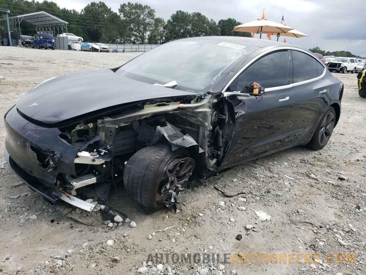 5YJ3E1EA2JF095055 TESLA MODEL 3 2018