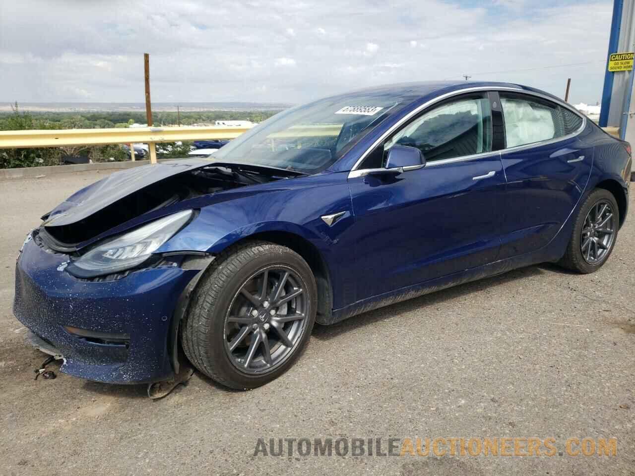 5YJ3E1EA2JF118043 TESLA MODEL 3 2018