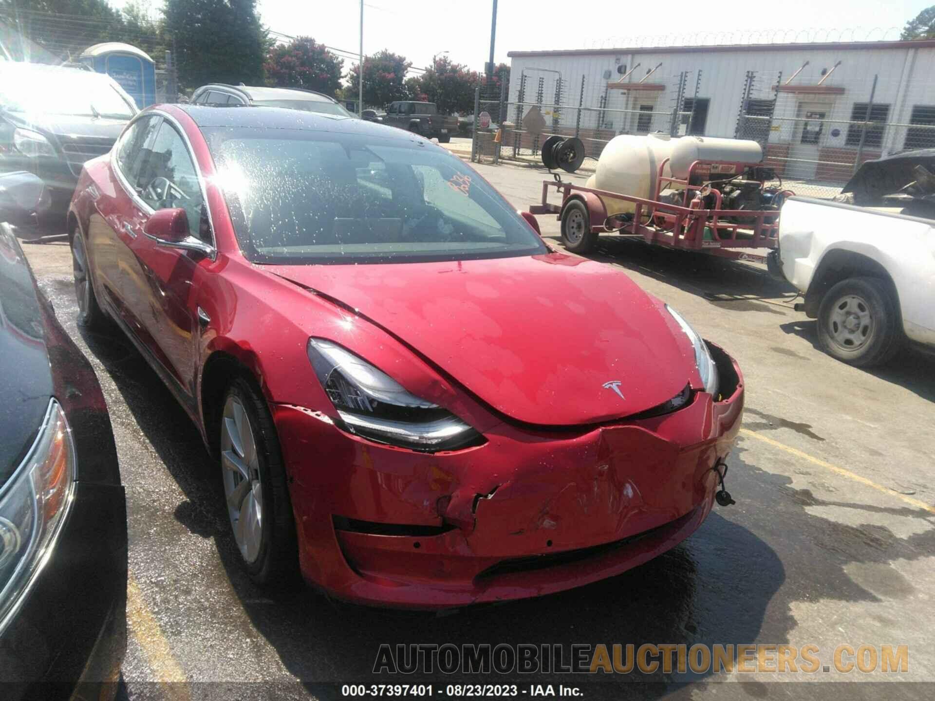 5YJ3E1EA2JF118236 TESLA MODEL 3 2018