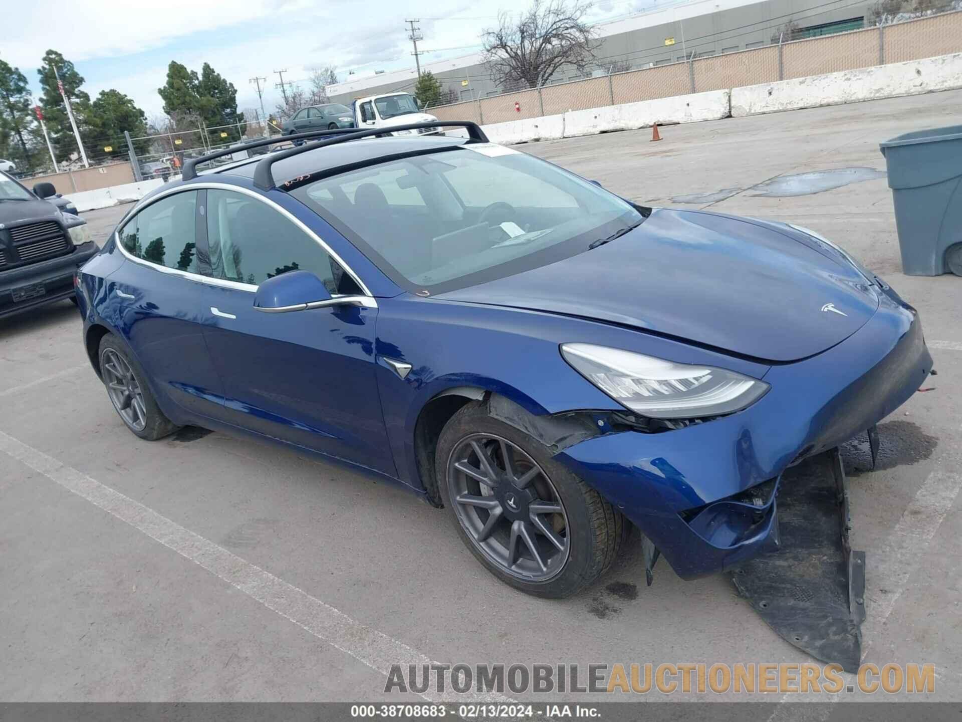 5YJ3E1EA2JF160891 TESLA MODEL 3 2018