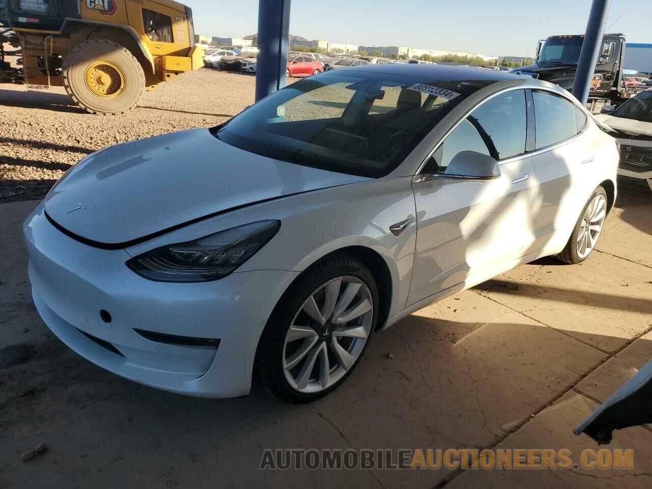 5YJ3E1EA2JF165024 TESLA MODEL 3 2018