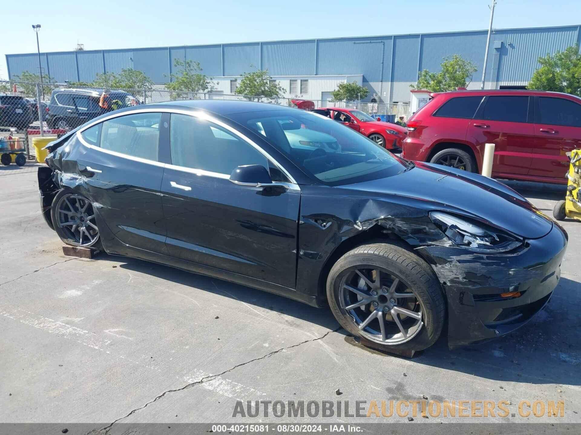 5YJ3E1EA2JF171809 TESLA MODEL 3 2018