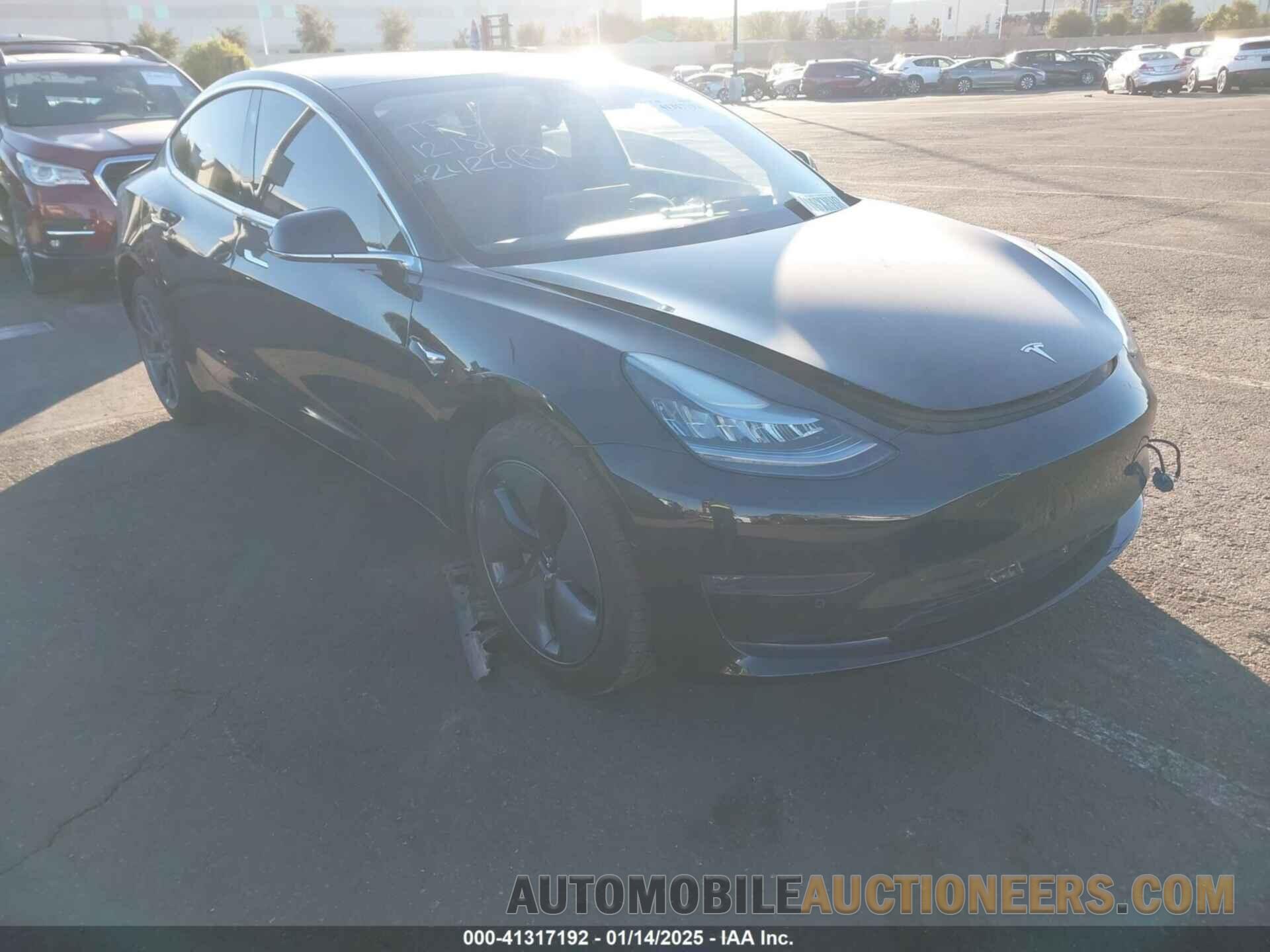 5YJ3E1EA2JF172426 TESLA MODEL 3 2018