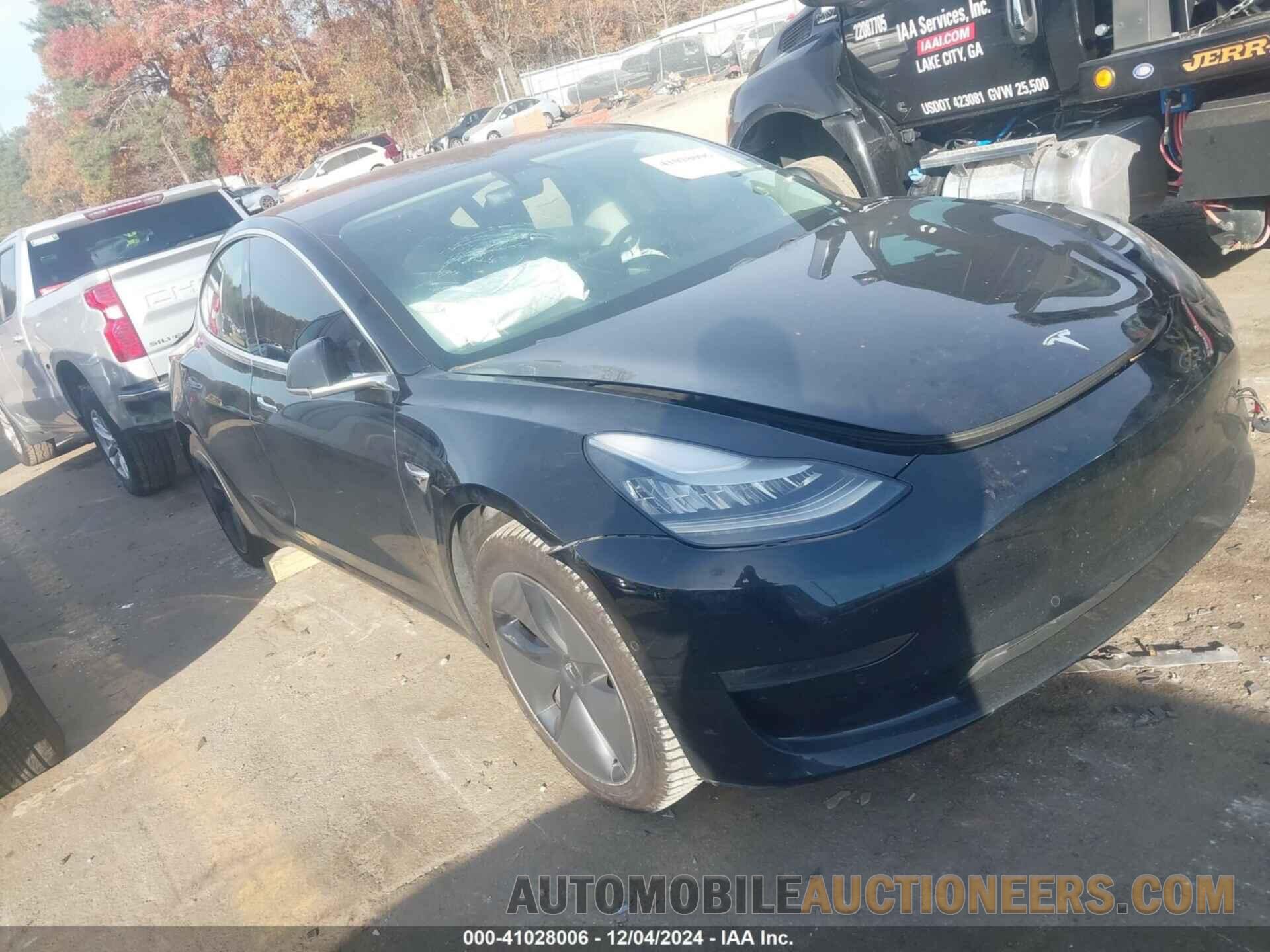 5YJ3E1EA2KF305722 TESLA MODEL 3 2019