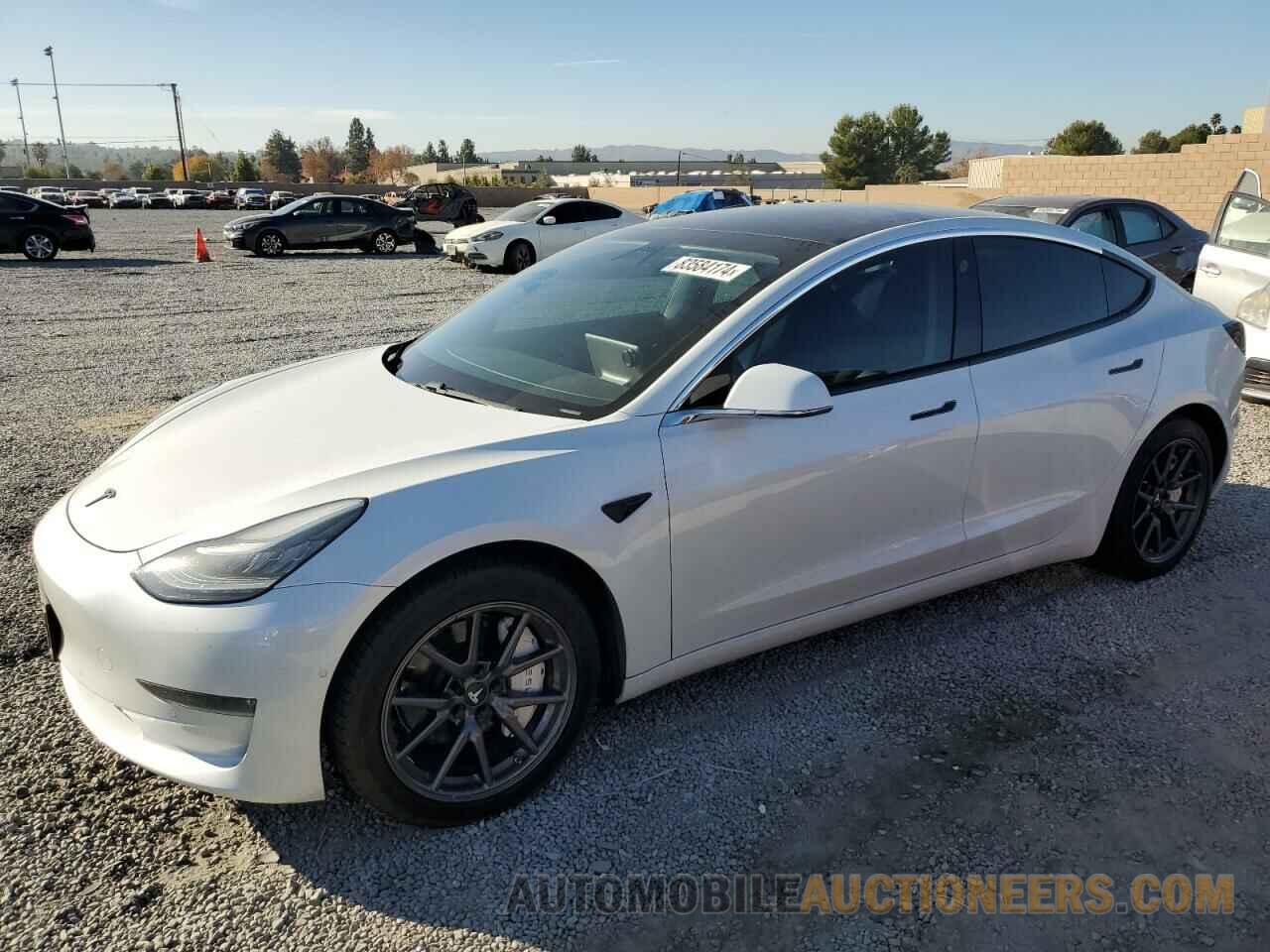 5YJ3E1EA2KF310211 TESLA MODEL 3 2019