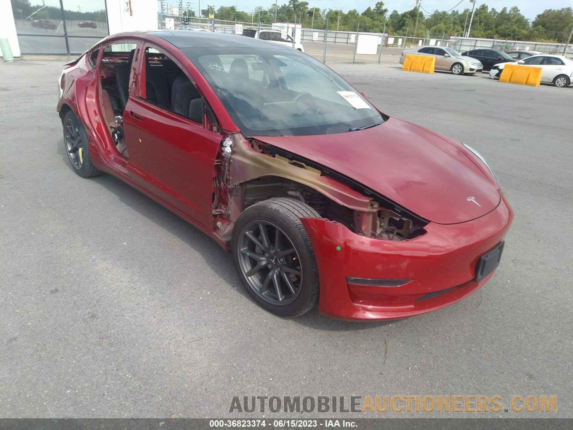 5YJ3E1EA2KF313772 TESLA MODEL 3 2019