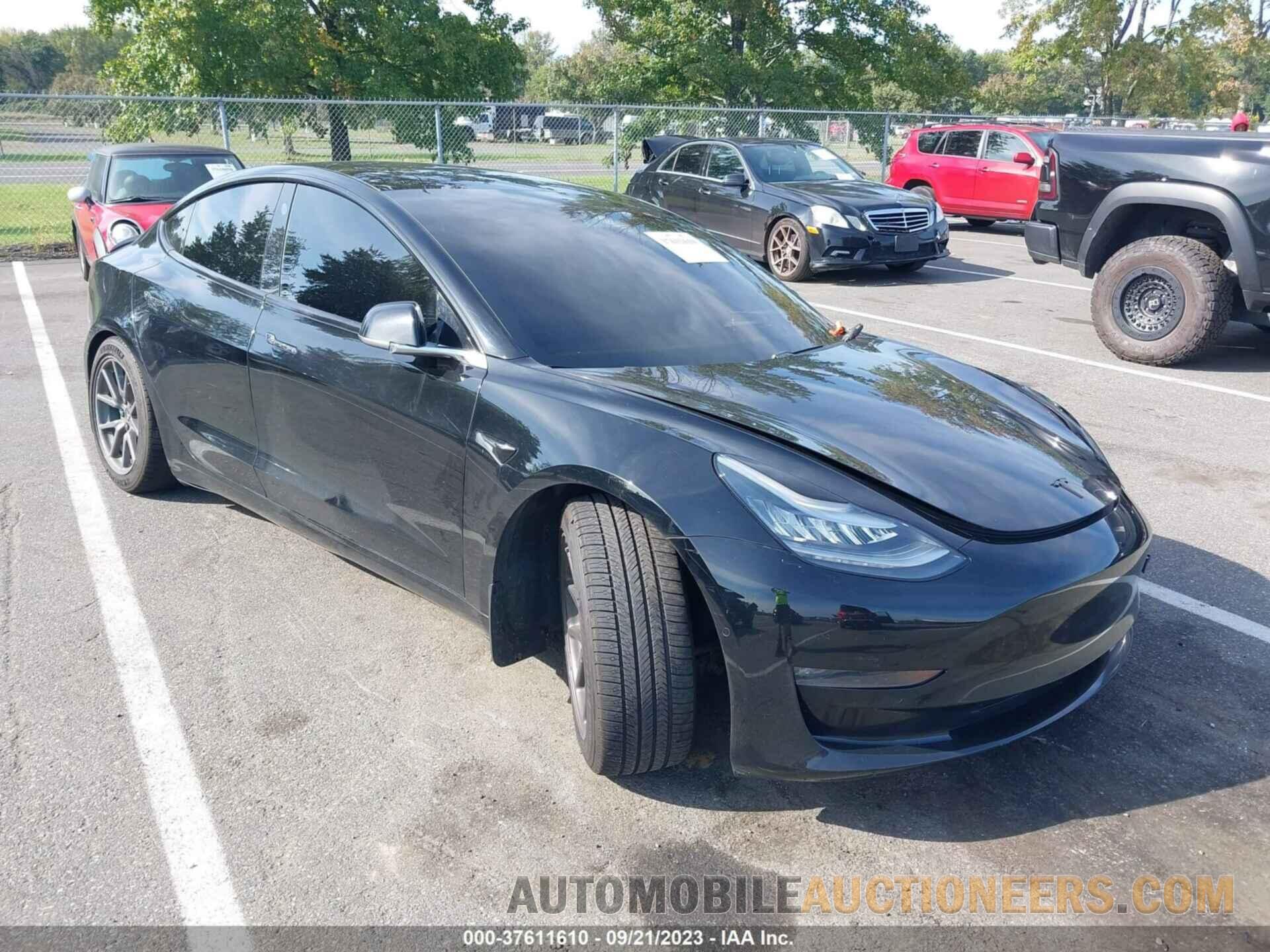 5YJ3E1EA2KF317014 TESLA MODEL 3 2019