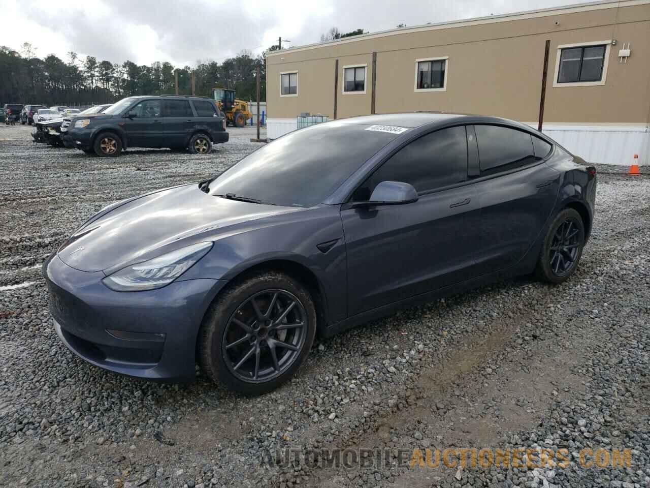 5YJ3E1EA2KF325677 TESLA MODEL 3 2019